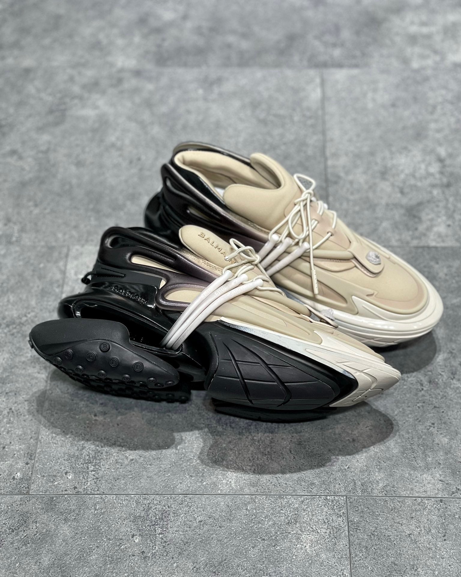 BALM UNICORN LOW-TOP SNEAKERS