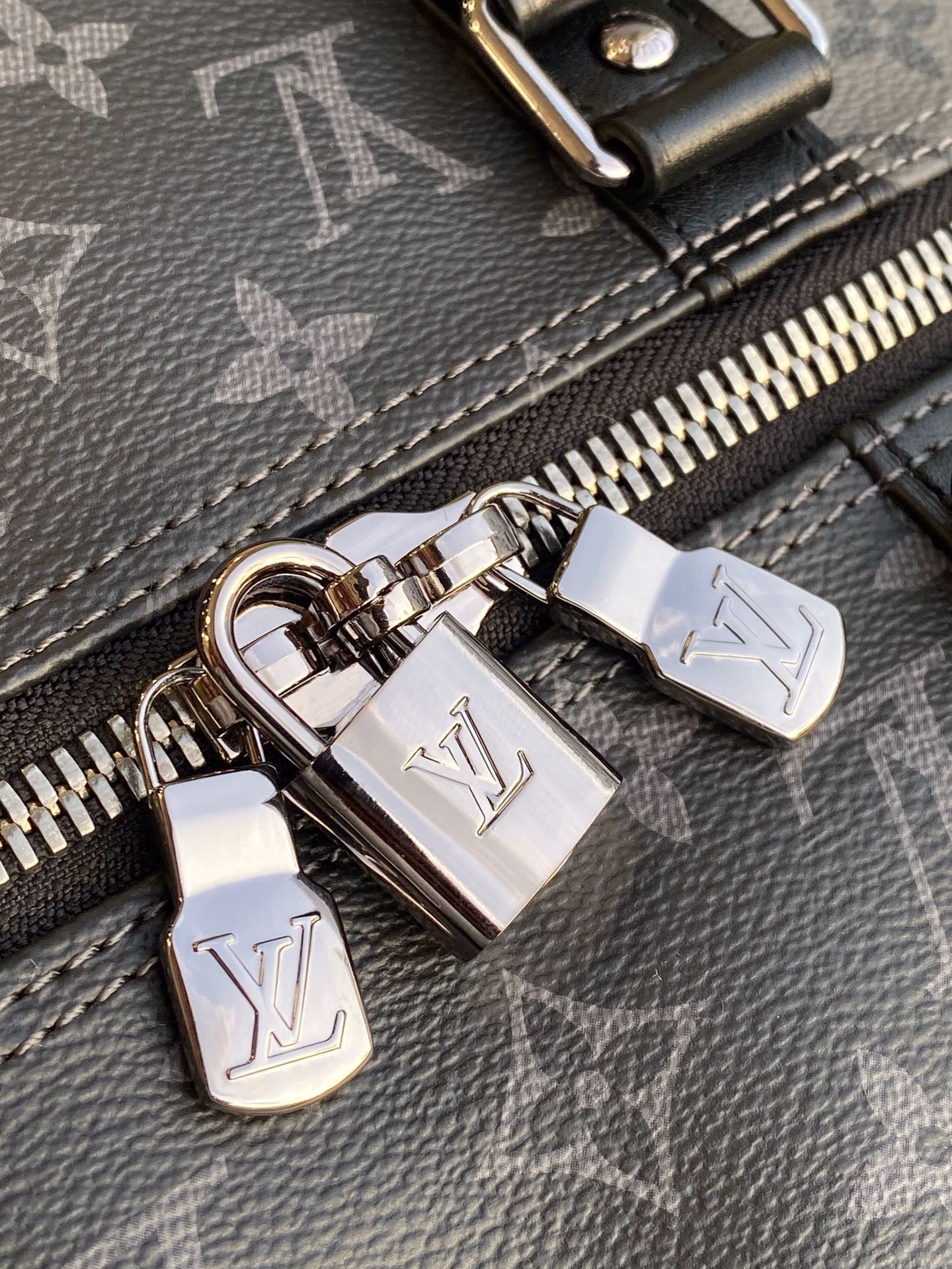 LOU KEEPALL BANDOULI��RE 50 BAG