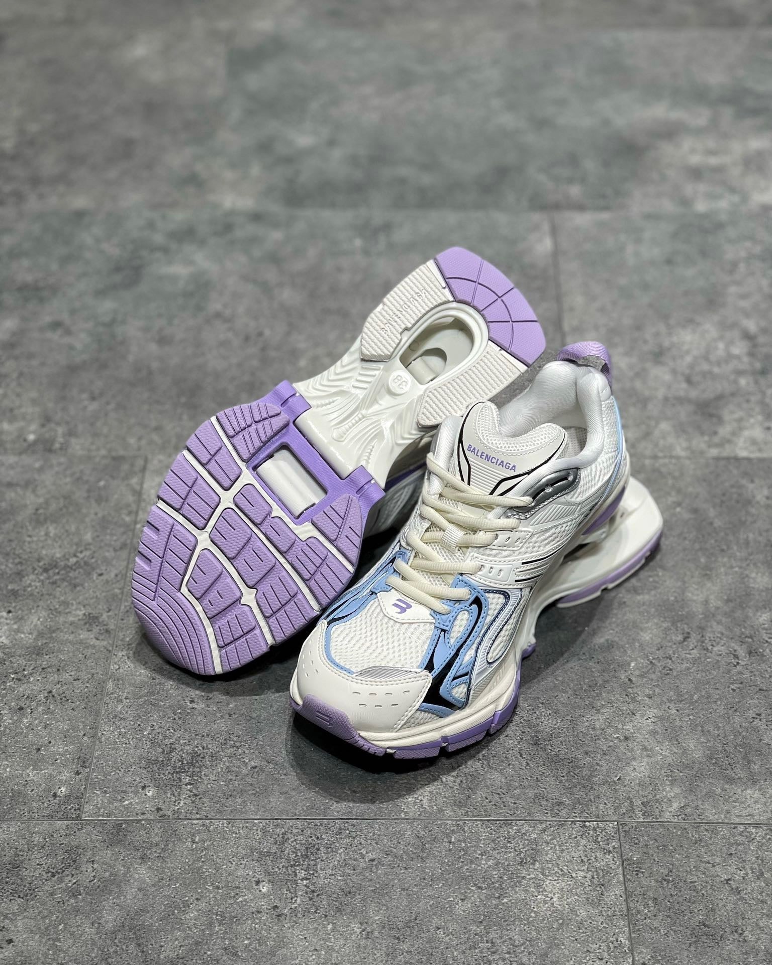 BAL X-PANDER TRAINERS