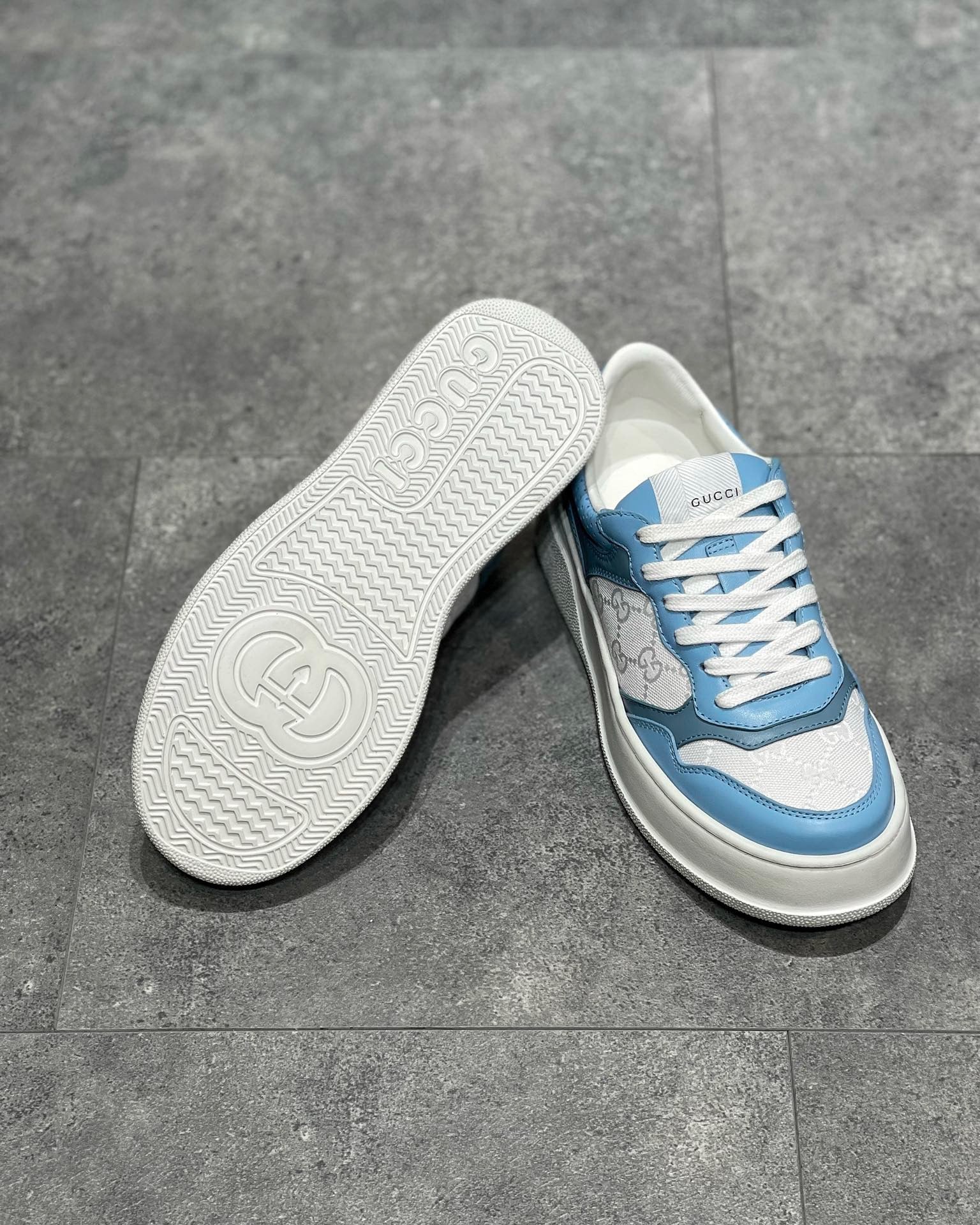 GG SNEAKER