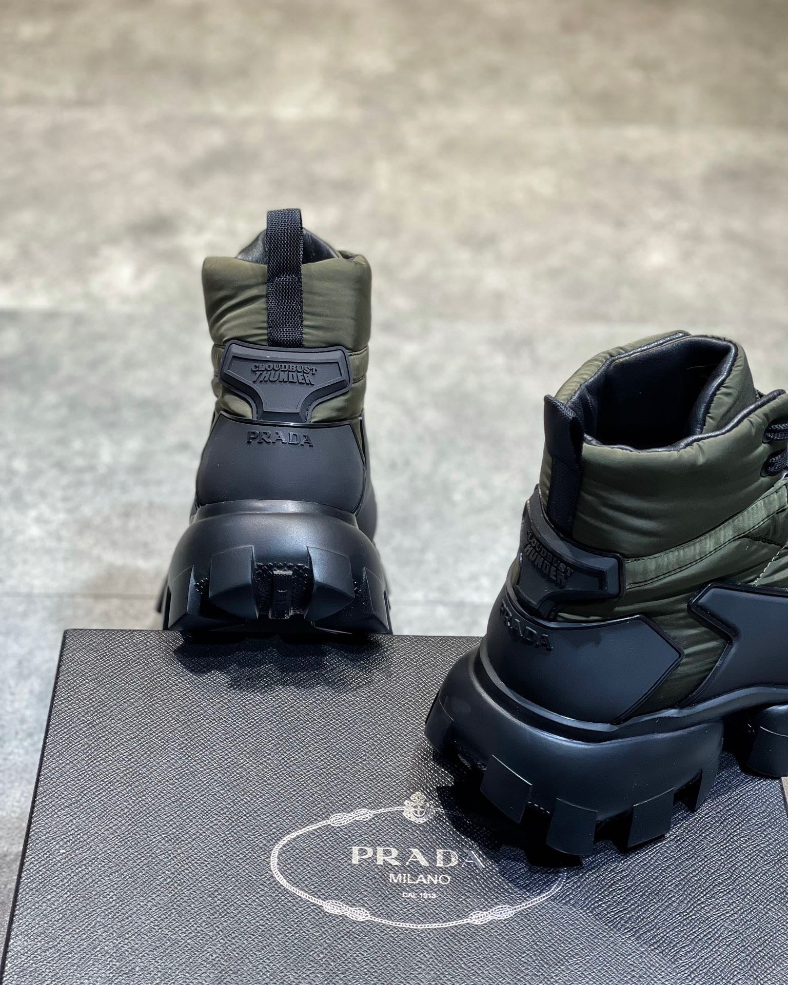 PD CLOUDBUST THUNDER SNEAKER