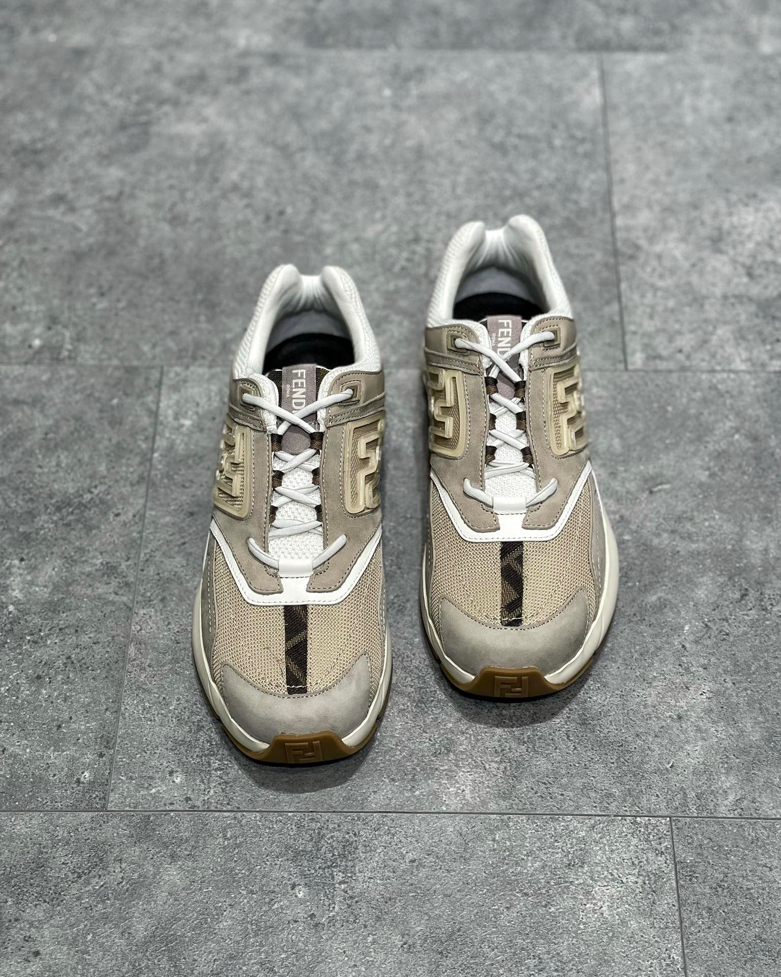 FEN FASTER SNEAKERS
