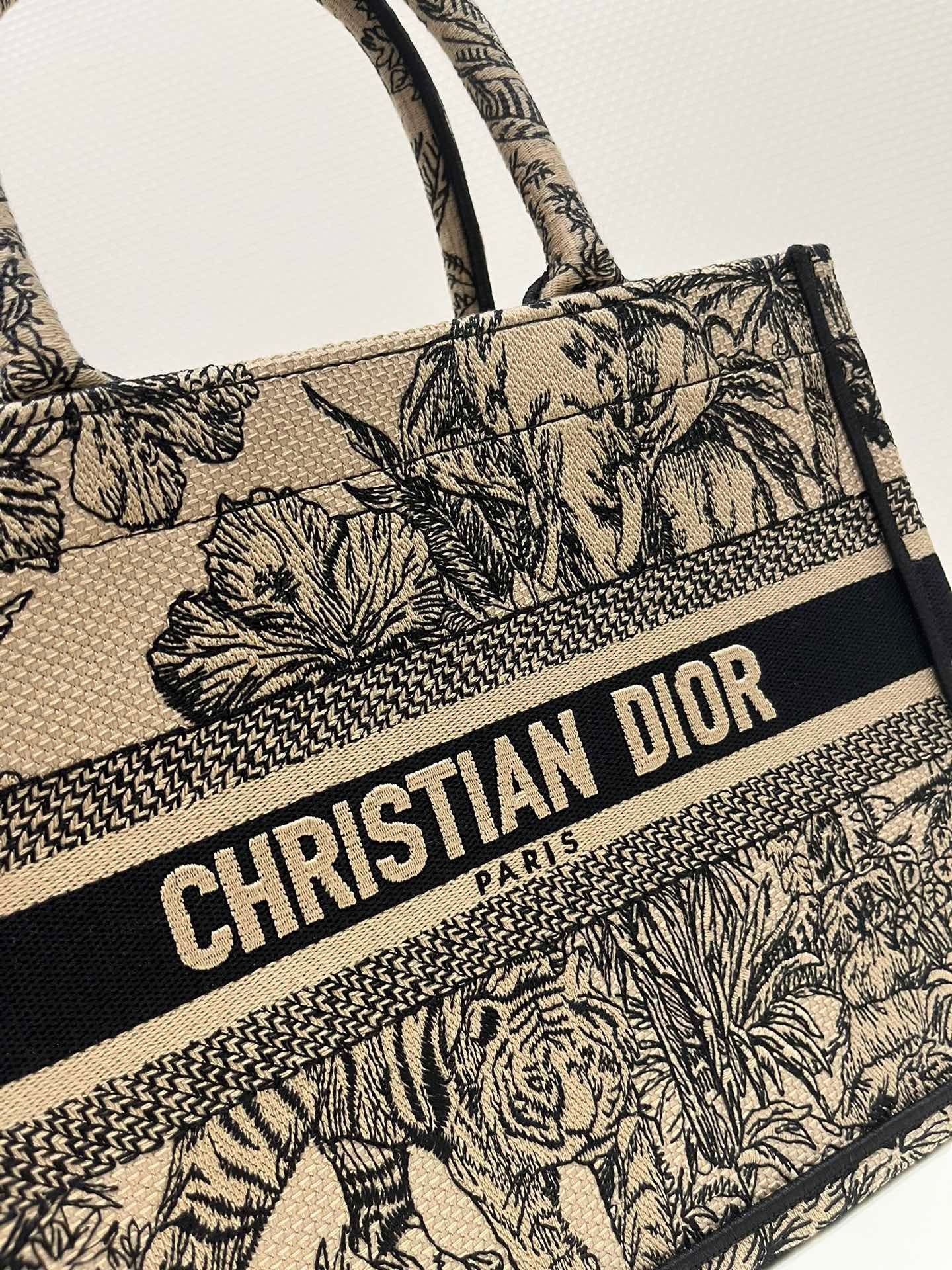 CD SMALL BOOK TOTE BAG