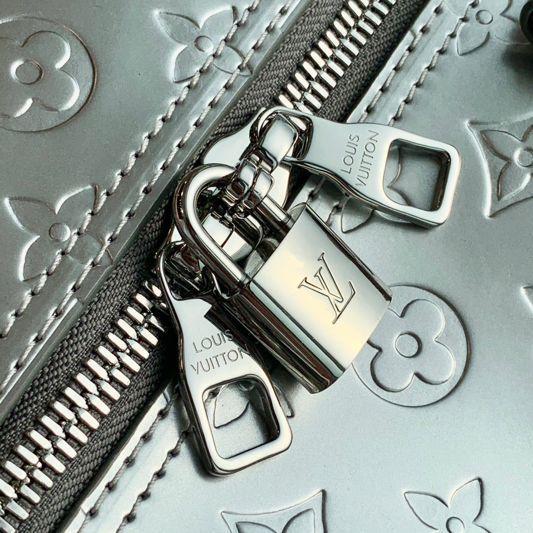 LOU KEEPALL BANDOULIERE 50 BAG