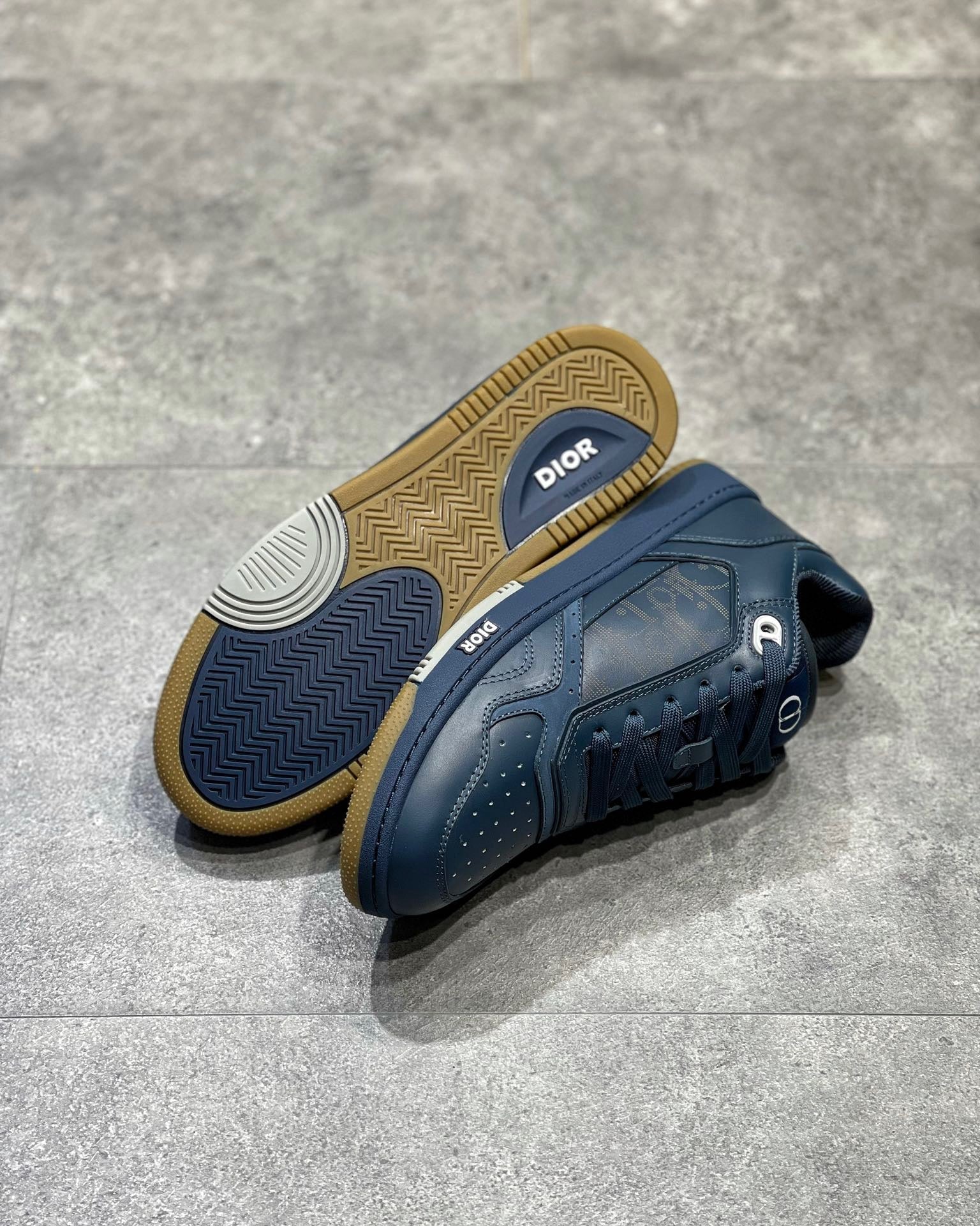 CD B27 SNEAKERS