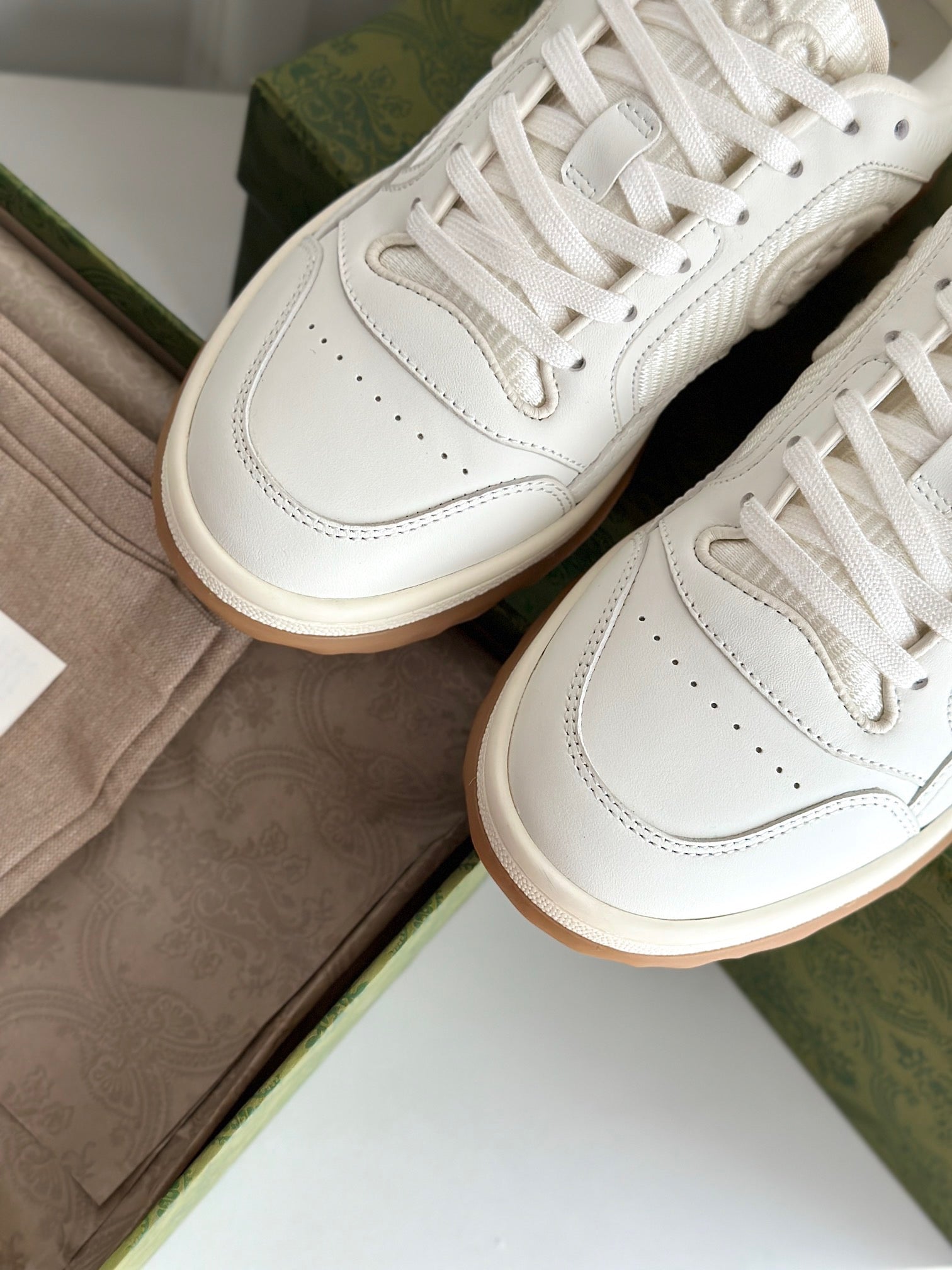 GG MAC80 TRAINERS