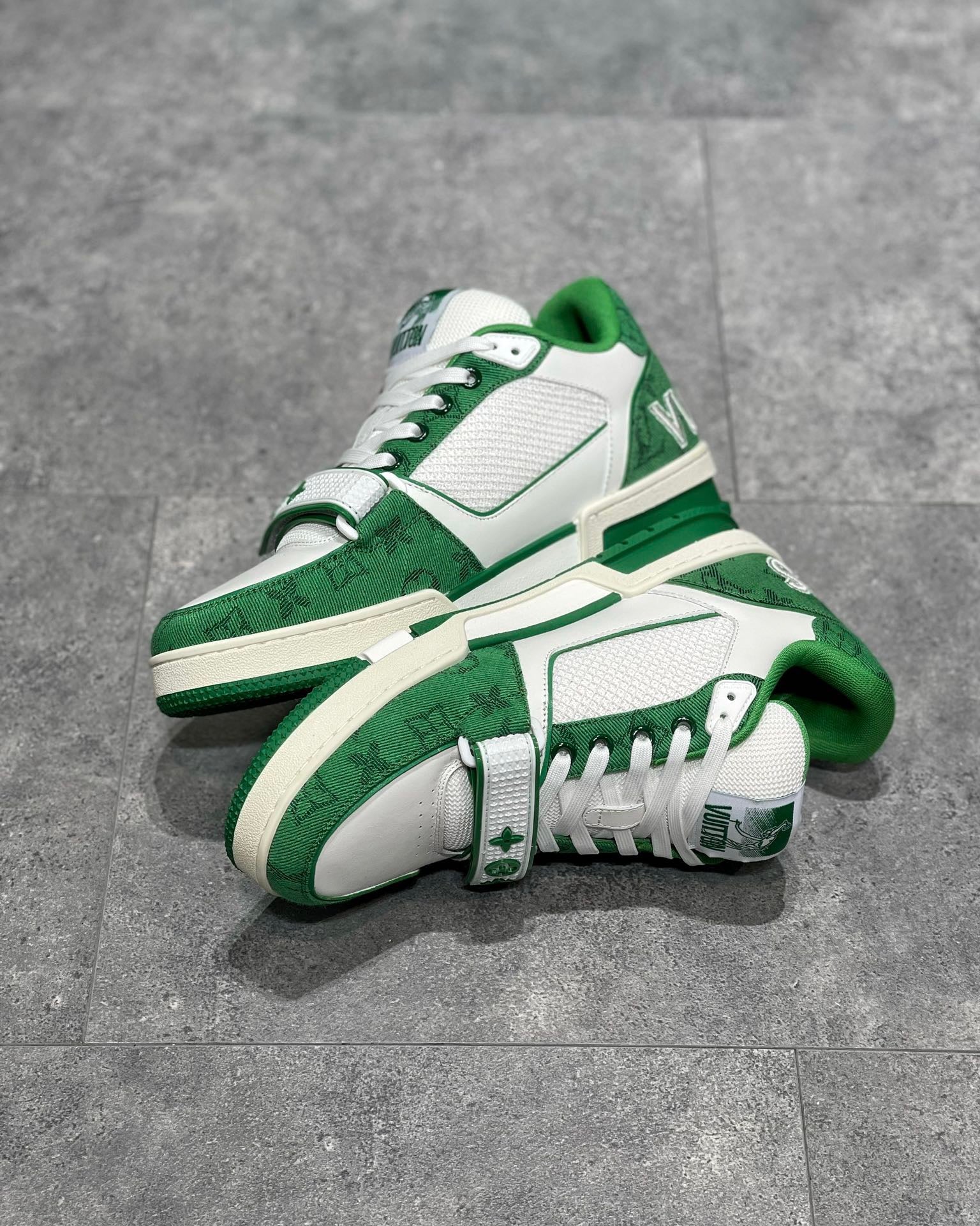 LOU TRAINERS
