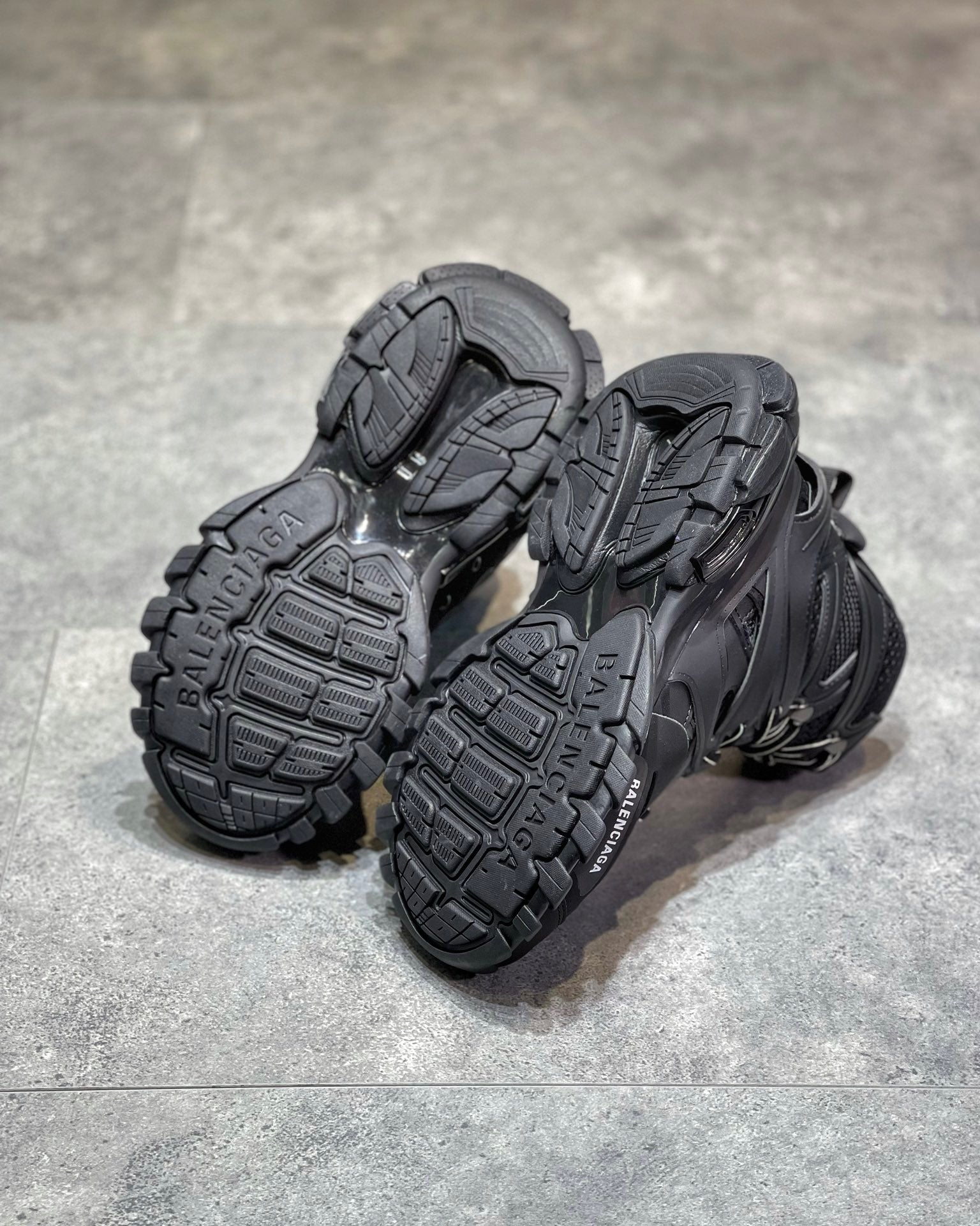 BAL TRACK HIGH HIKE SNEAKER