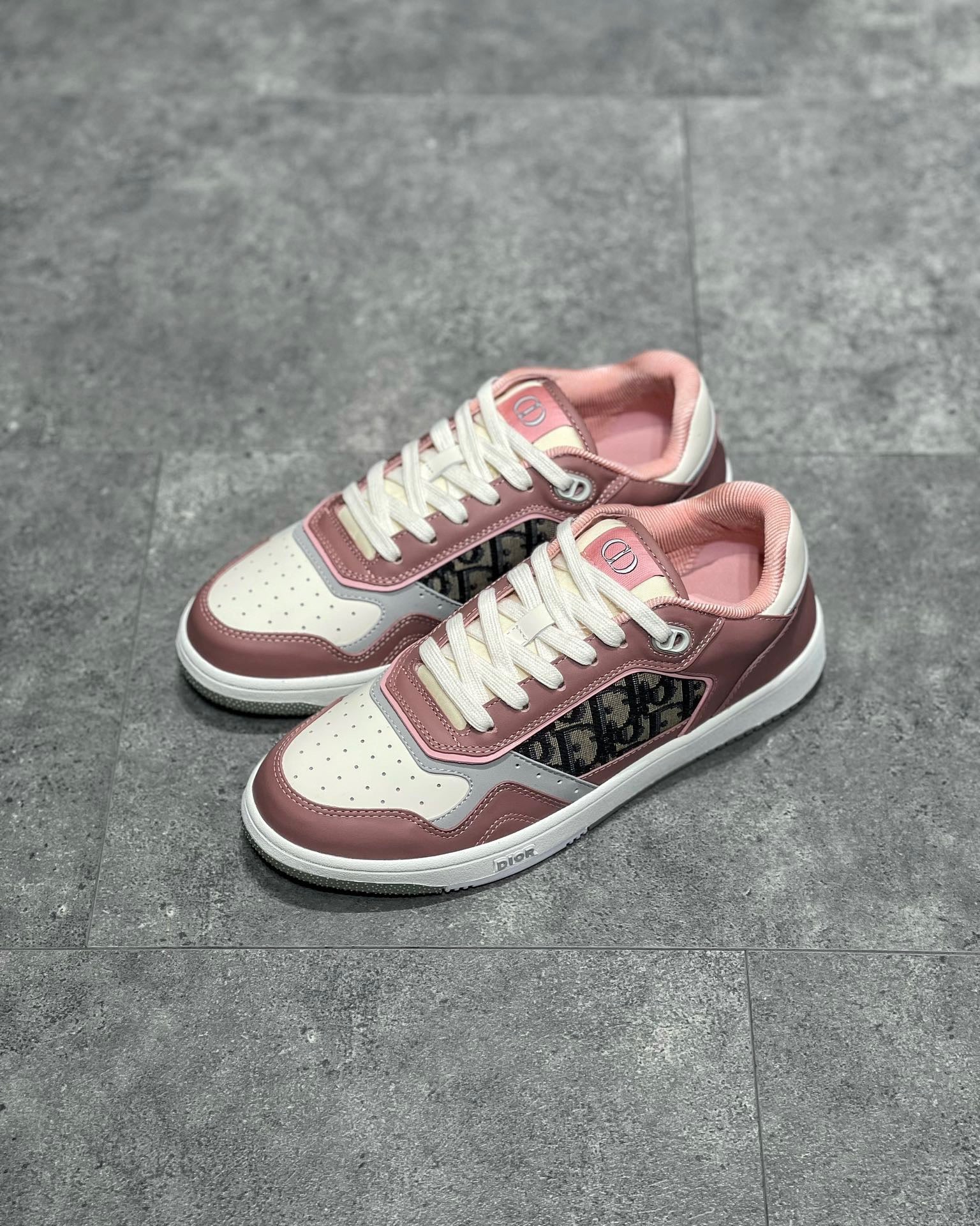CD B27 SNEAKERS