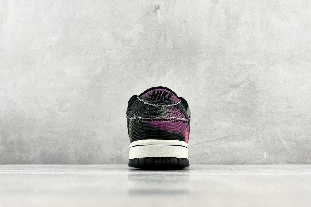 DUNK LOW GRAFFITI