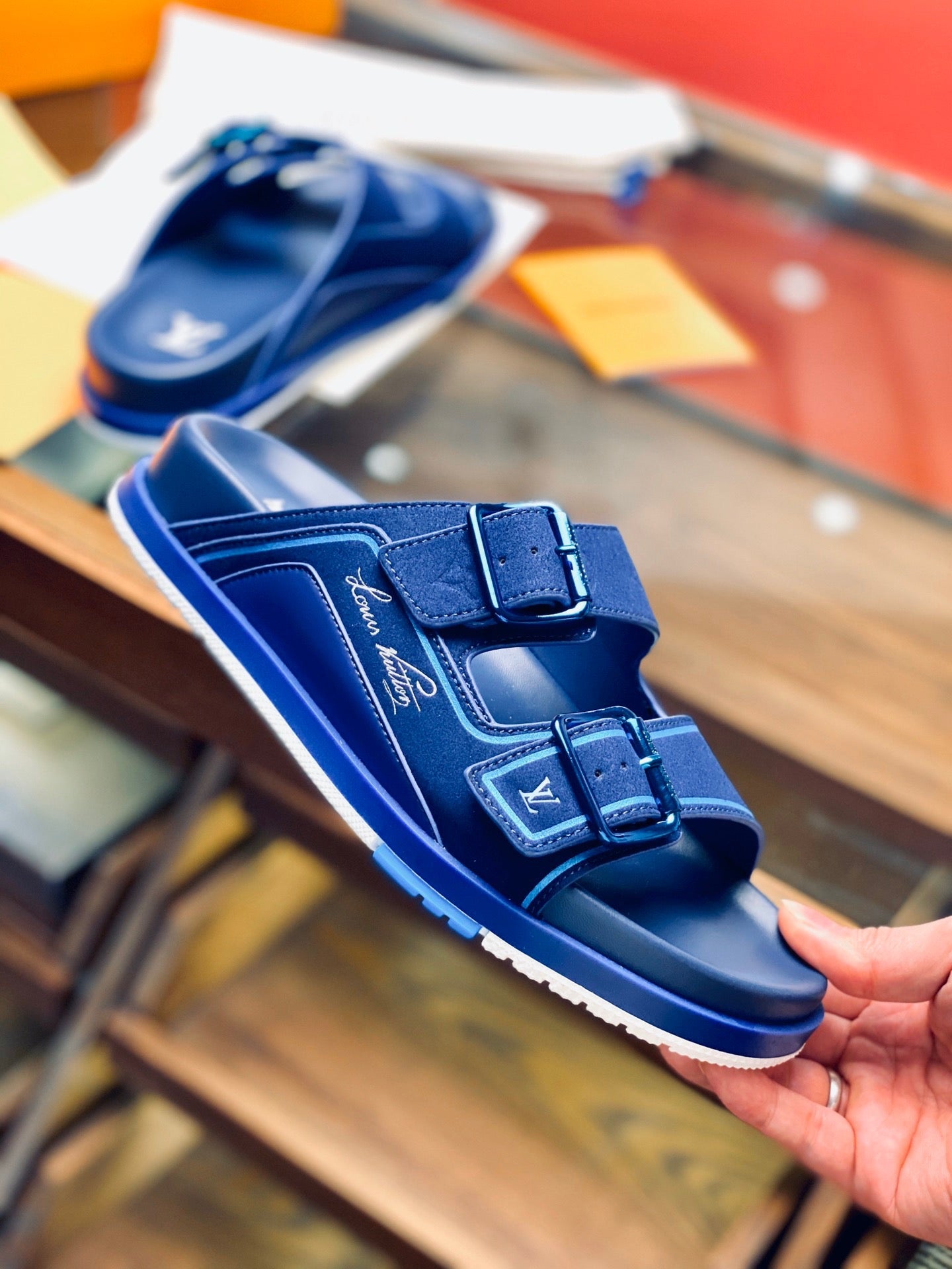 LOU TRAINER MULES