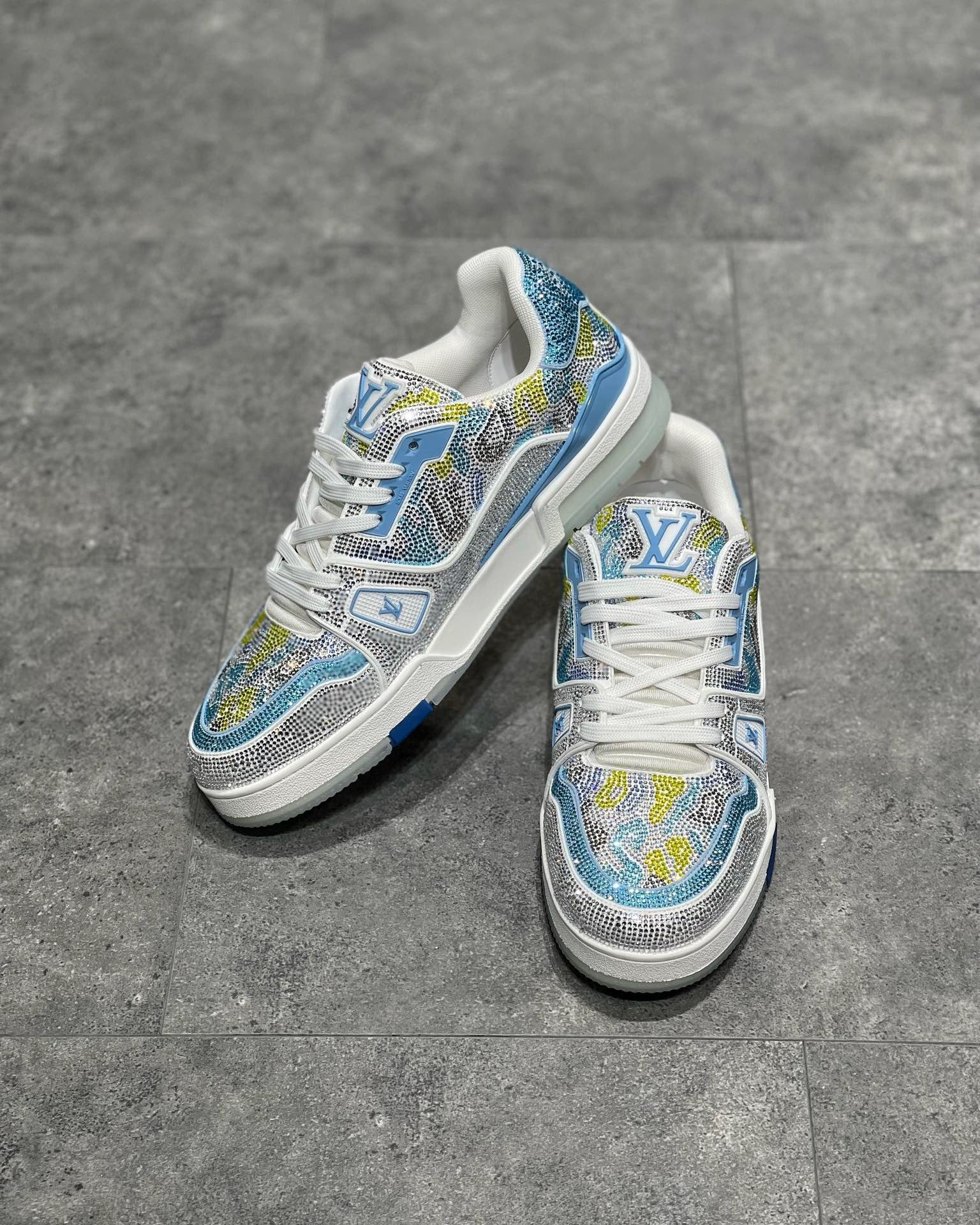 LOU TRAINERS