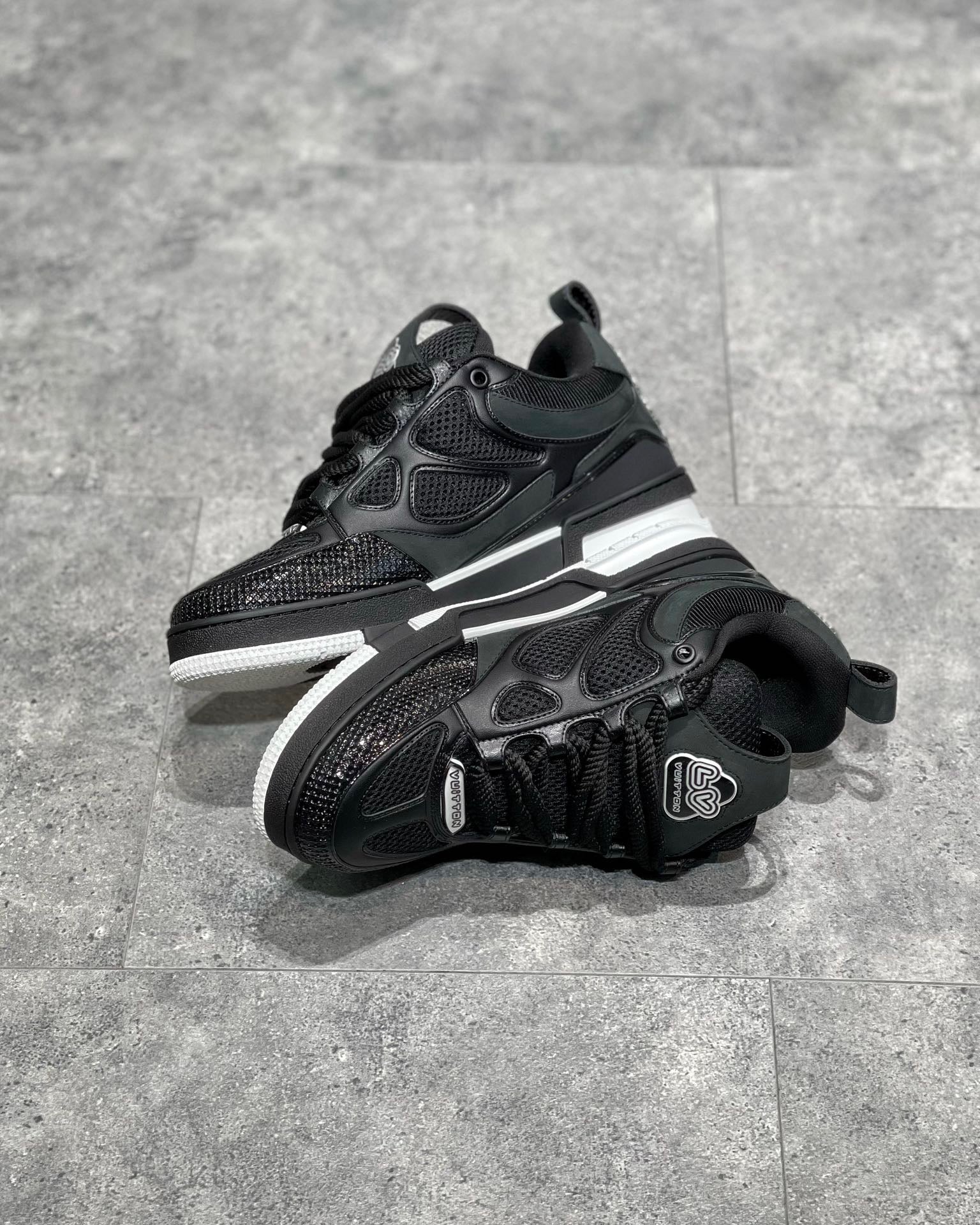LOU TRAINERS