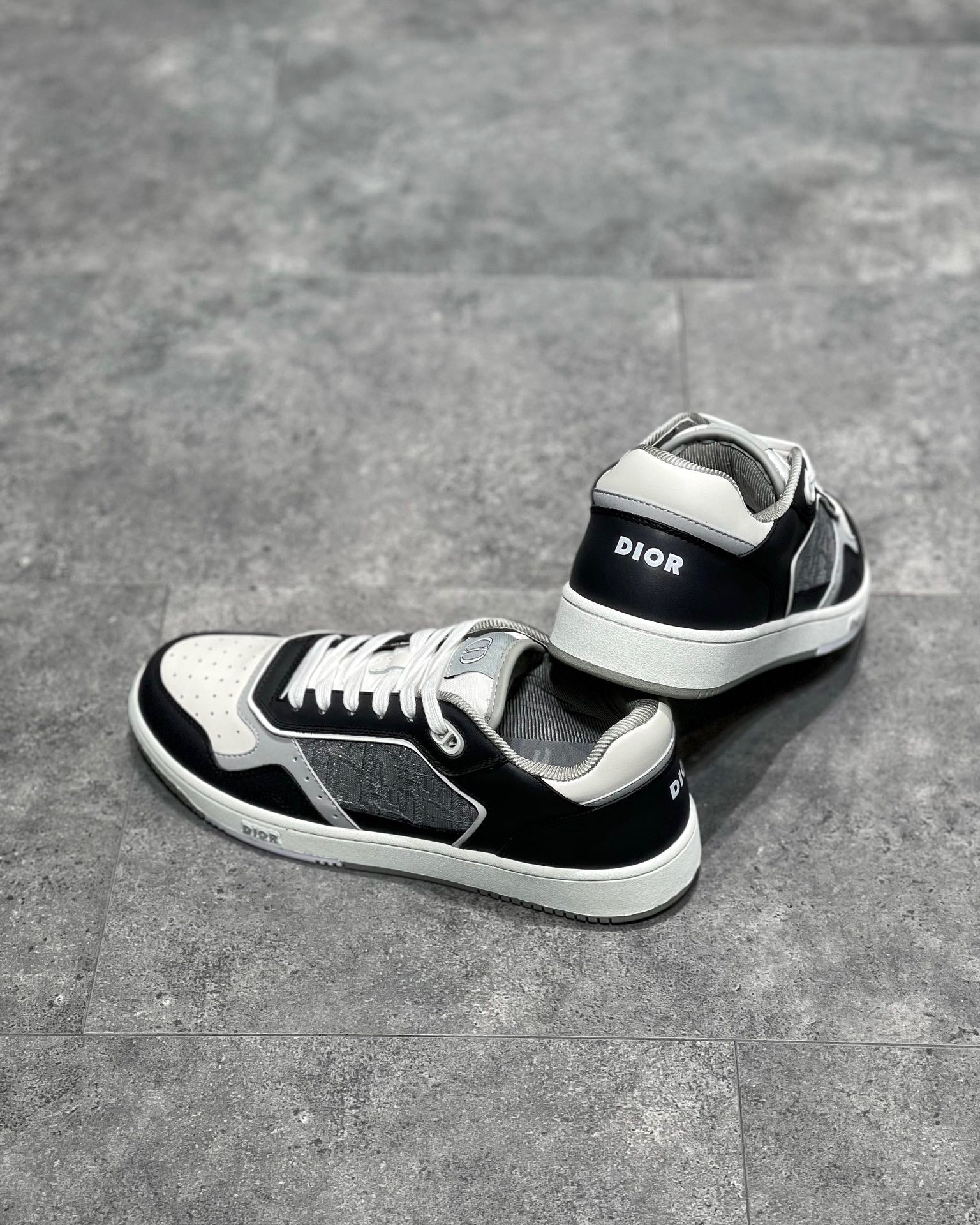 CD B27 SNEAKERS