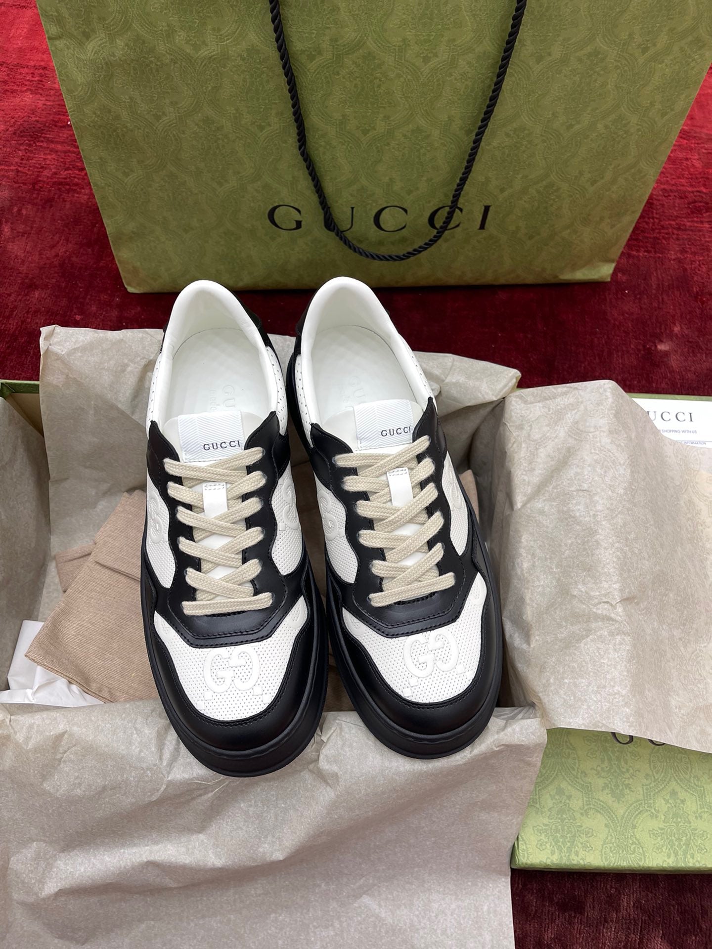 GG SUPREME TRAINERS