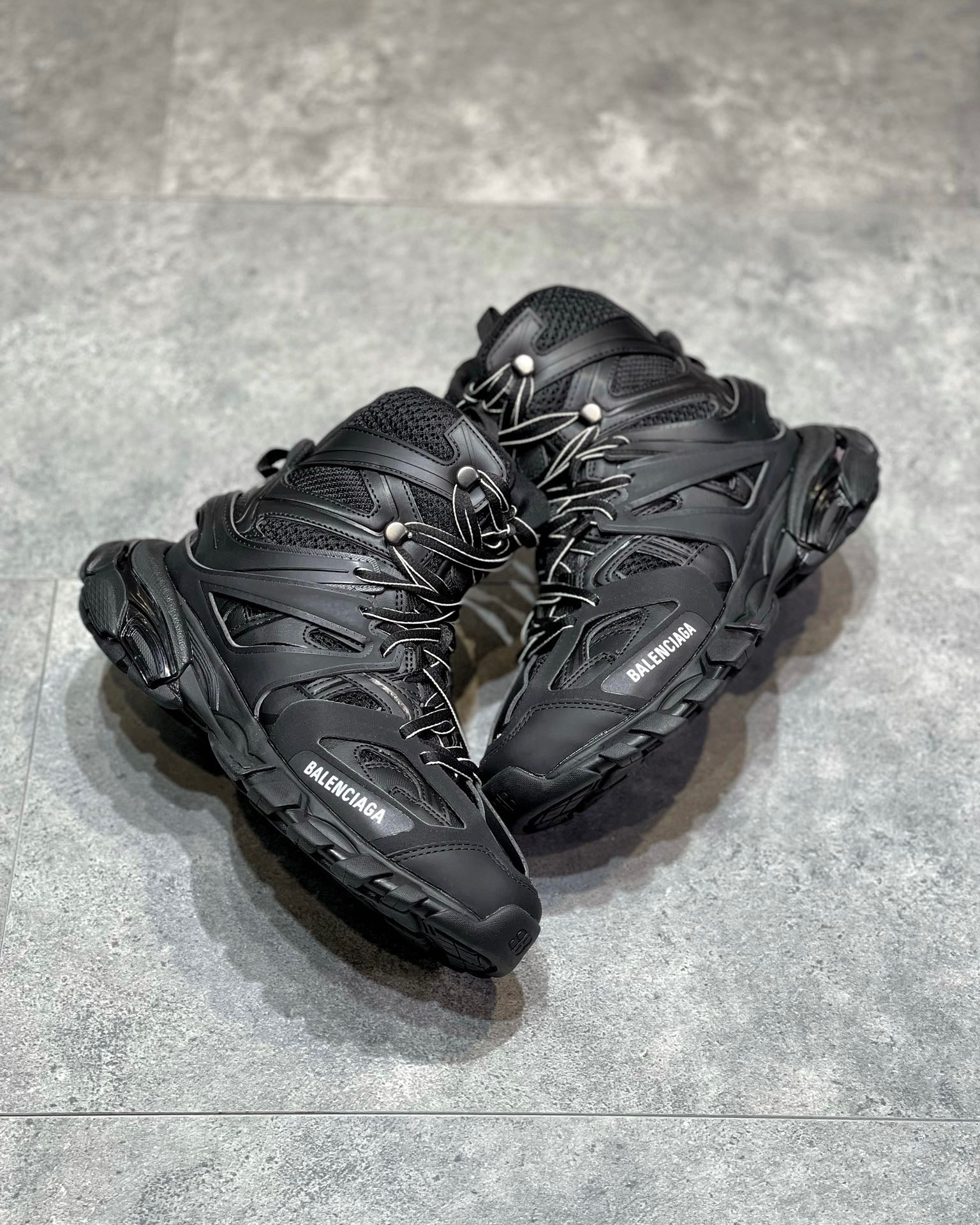 BAL TRACK HIGH HIKE SNEAKER