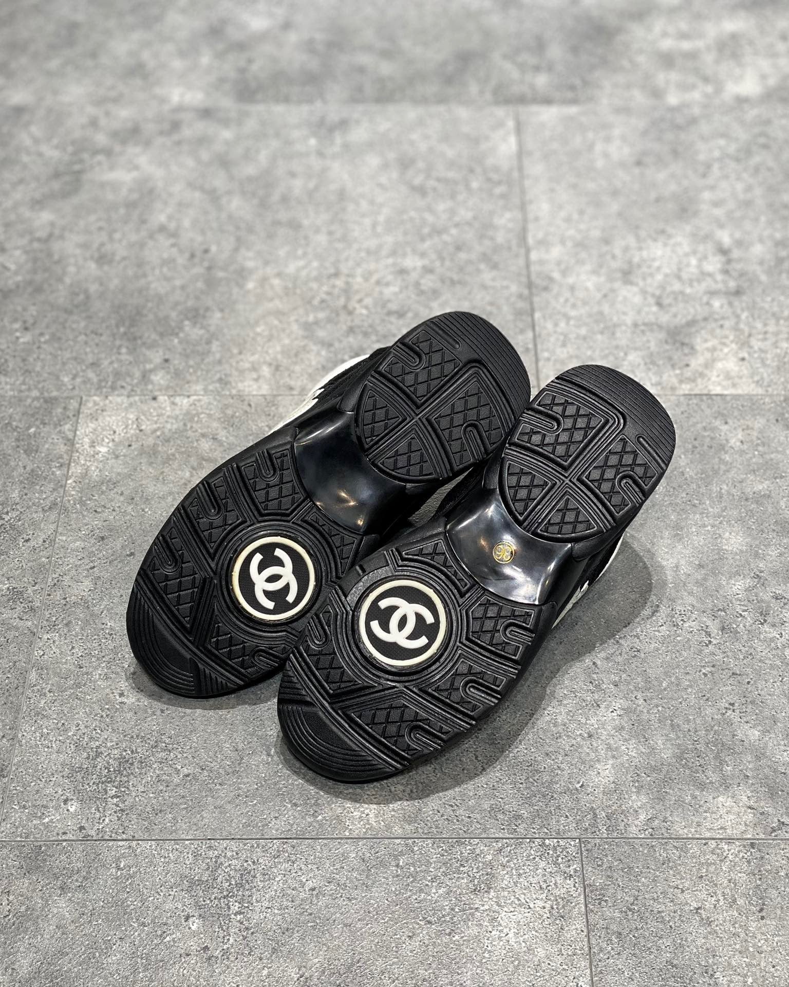 CC TRAINERS