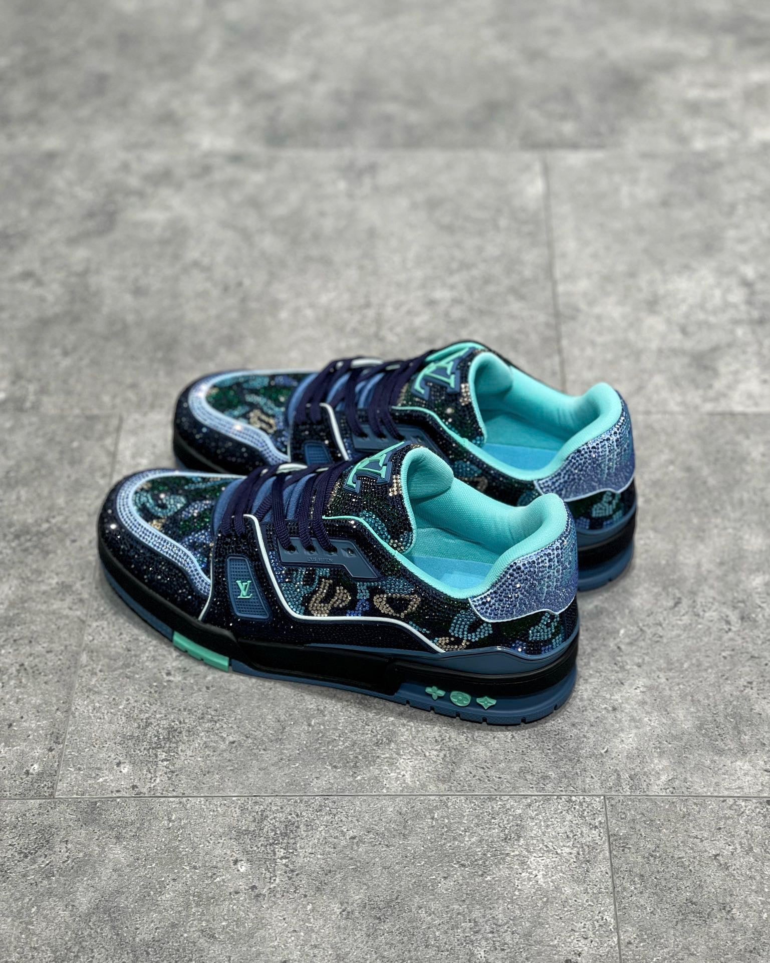 LOU TRAINERS