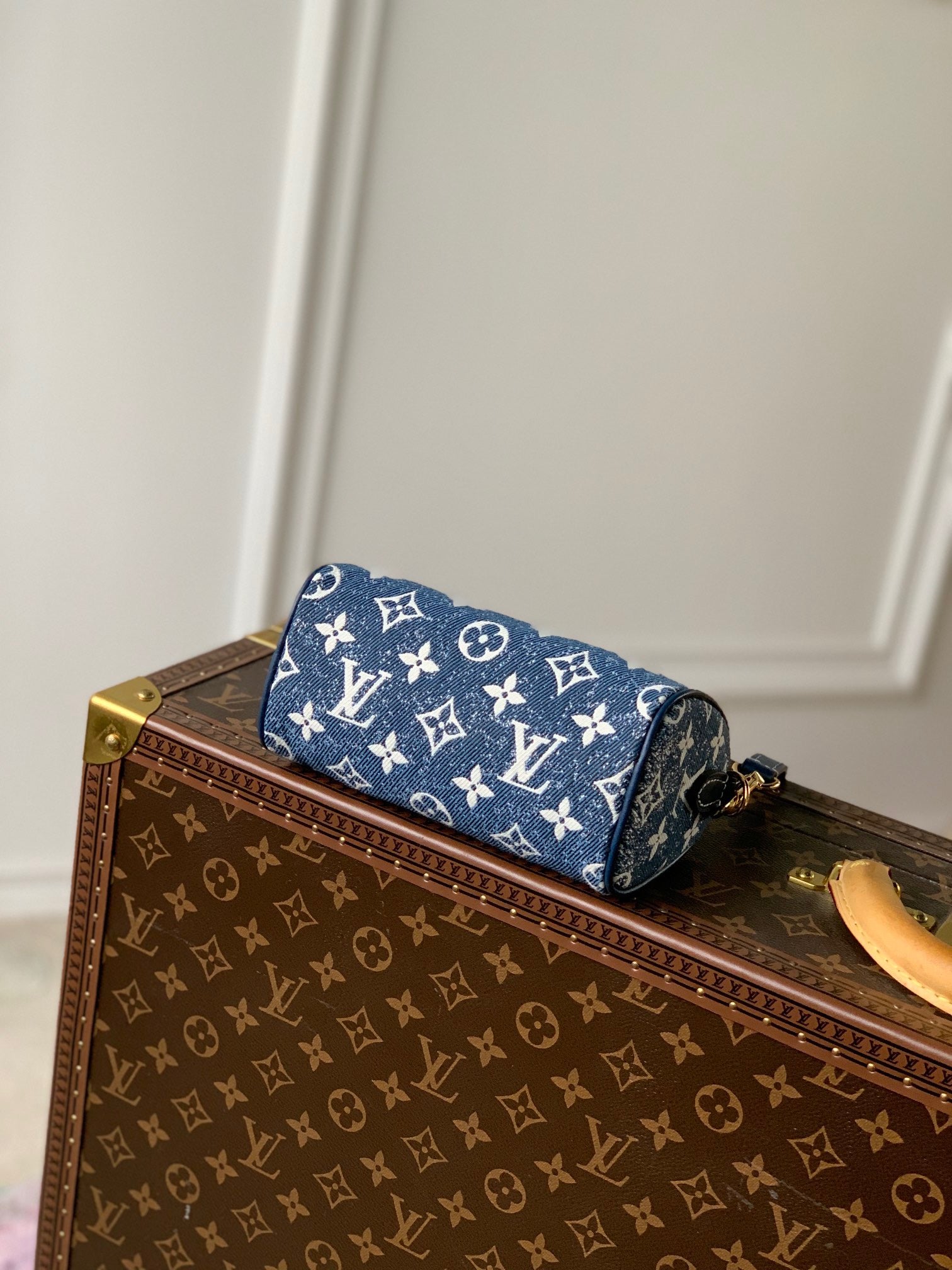 LOU NANO SPEEDY BAG