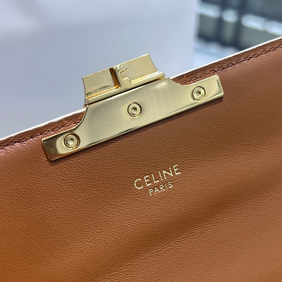 CEL TRIOMPHE SHOULDER BAG