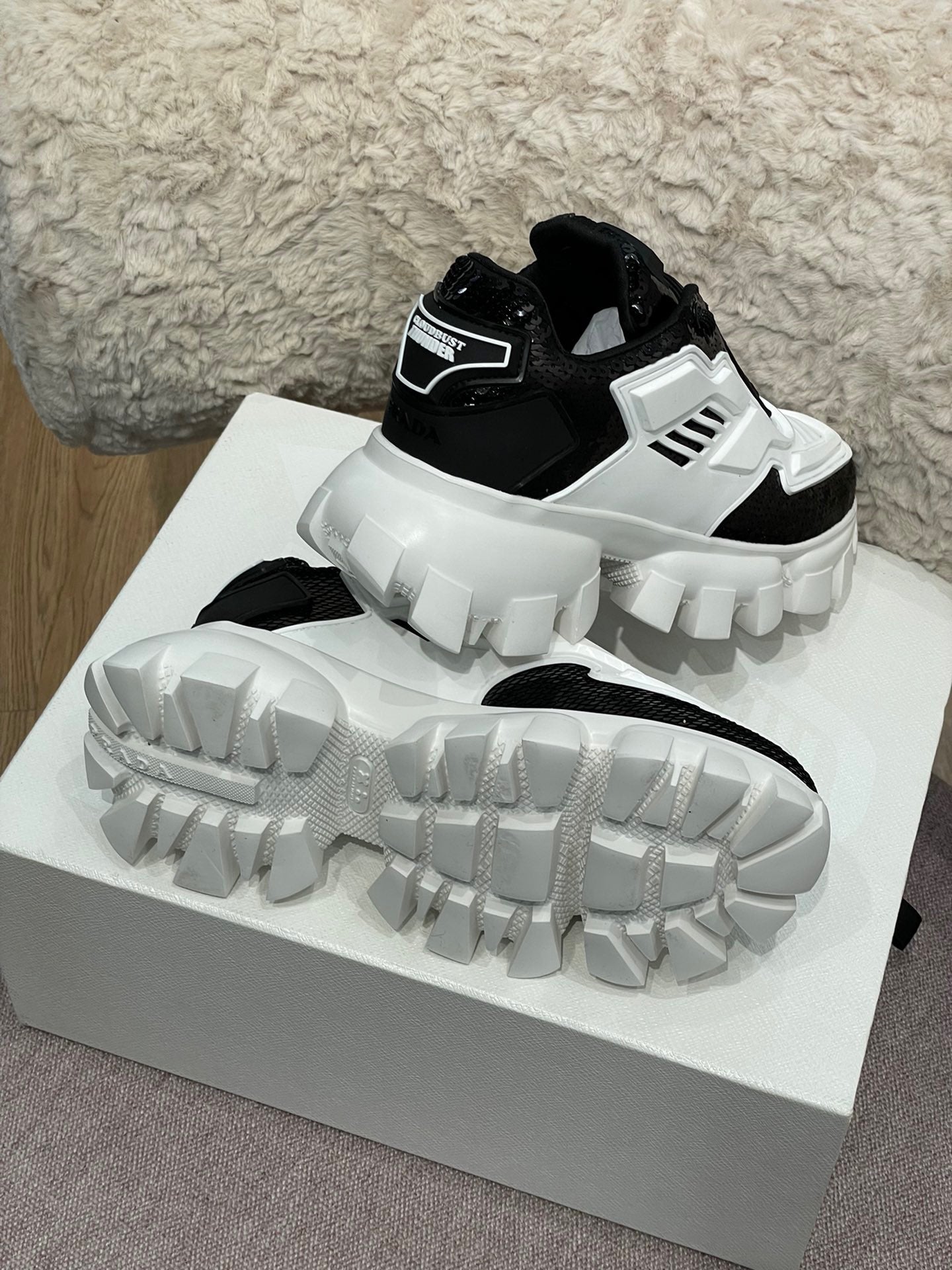 PD CLOUDBUST THUNDER SNEAKERS