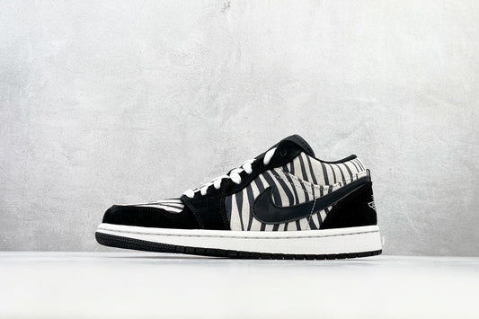 JORDAN 1 LOW ZEBRA