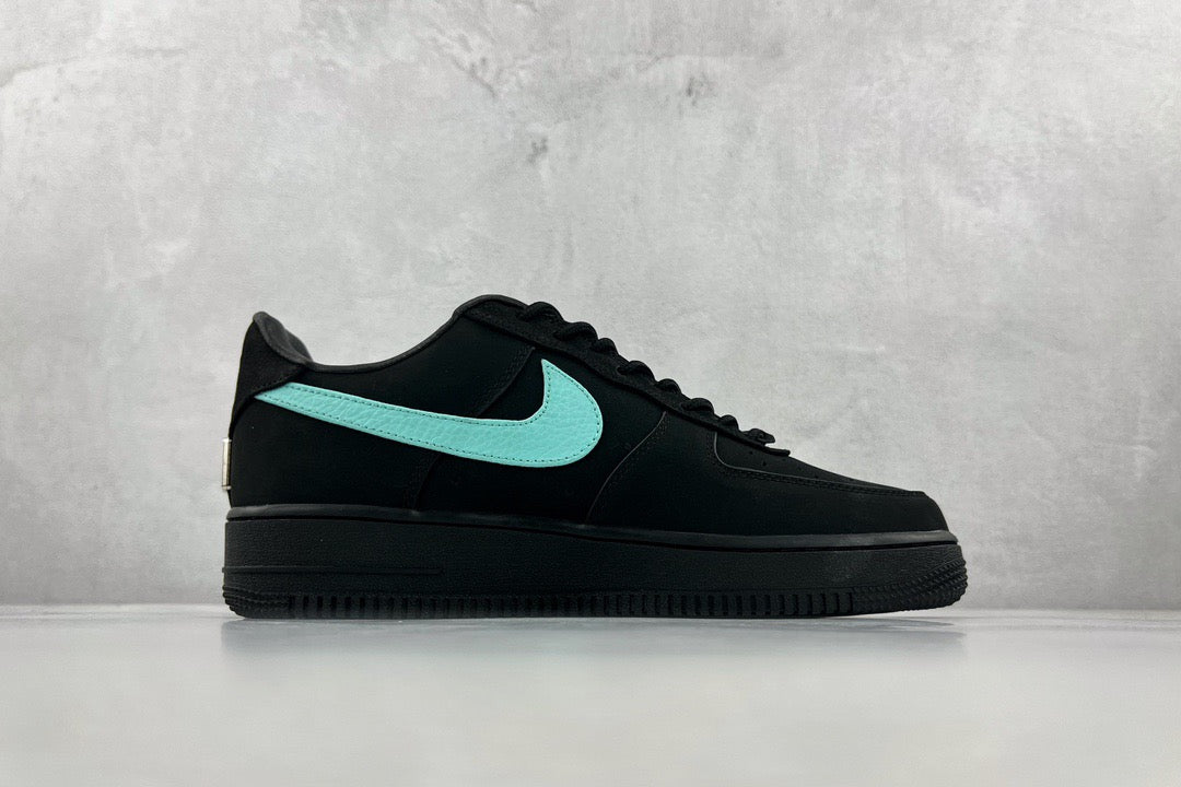 NIKE x TIFFANY AIR FORCE