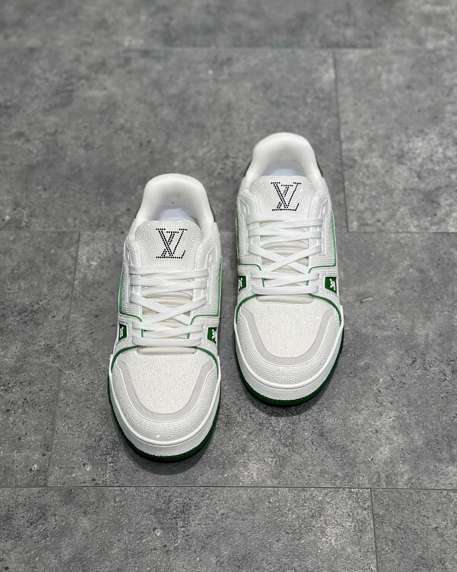 LOU TRAINERS