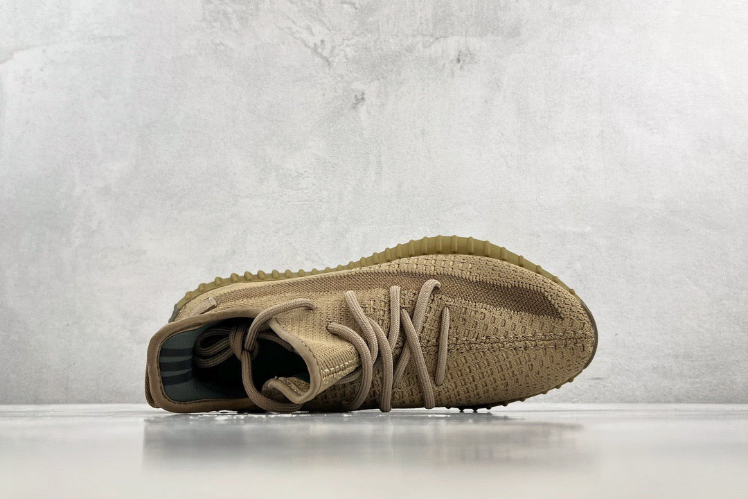 YEEZY BOOST 350 V2