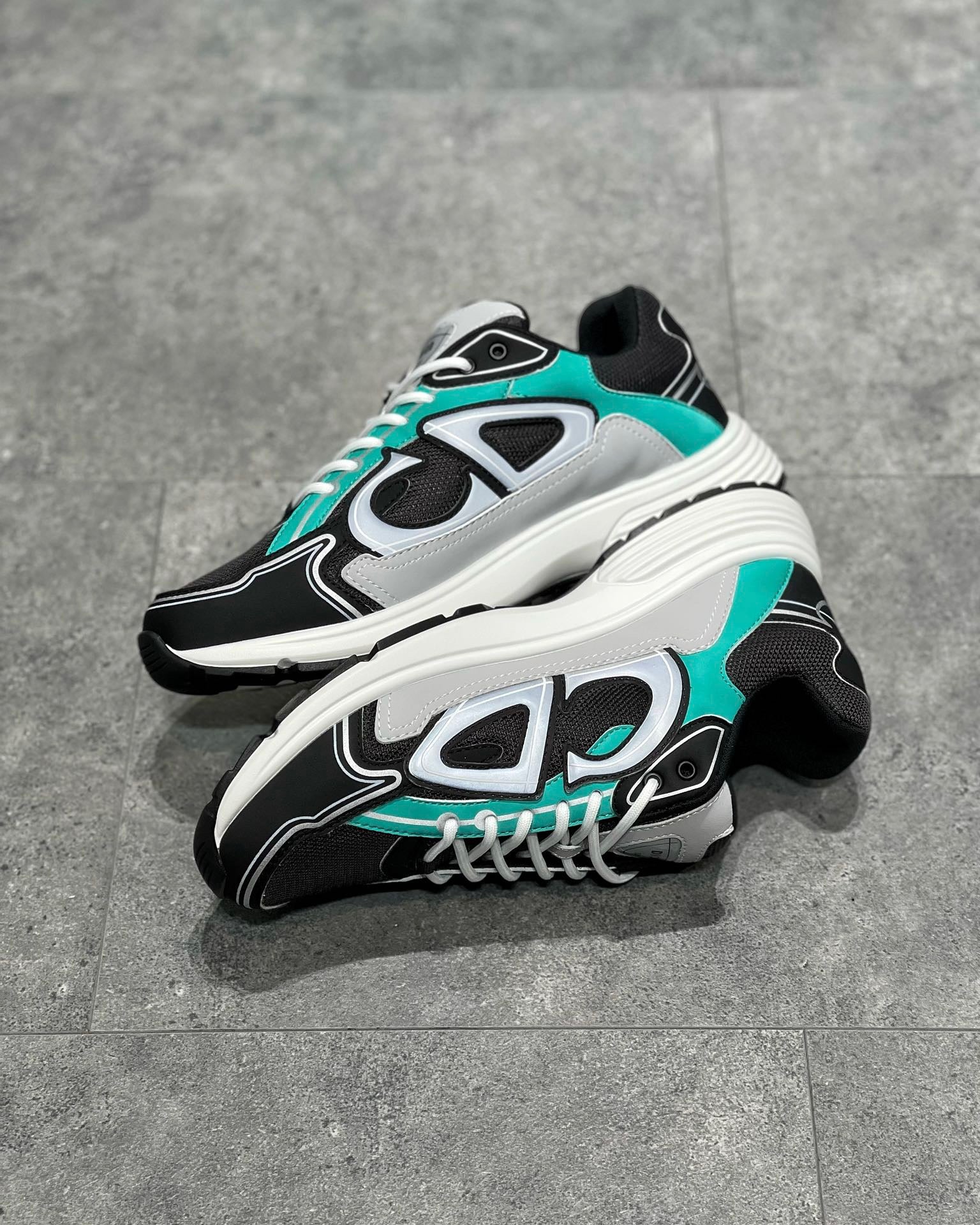 CD B30 SNEAKER