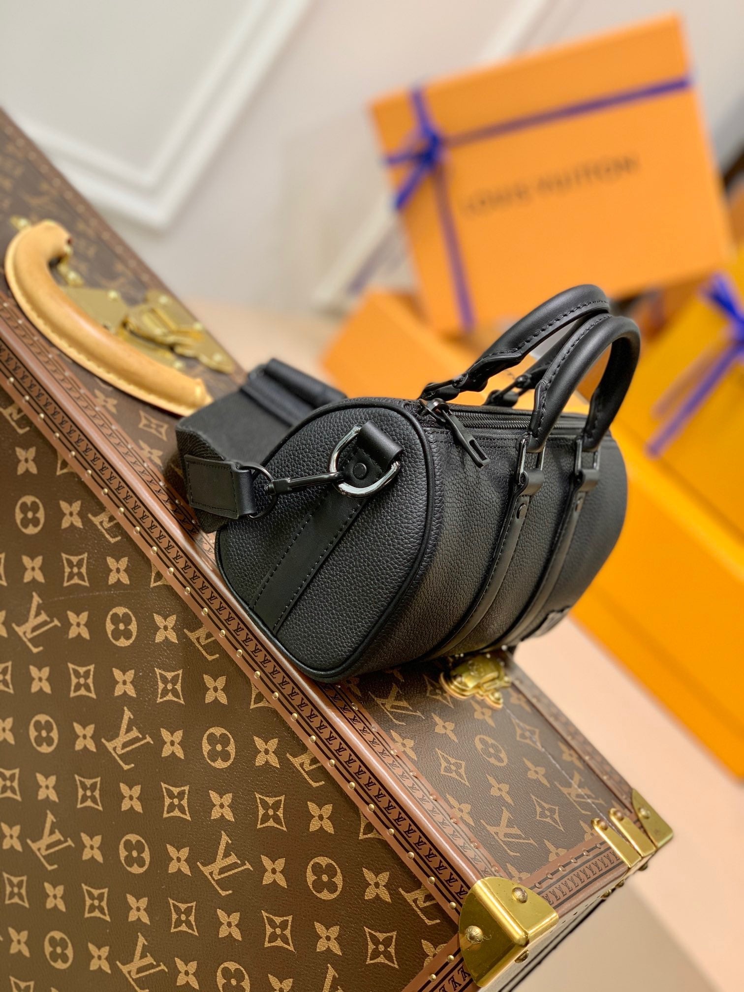 LOU KEEPALL XS BAG