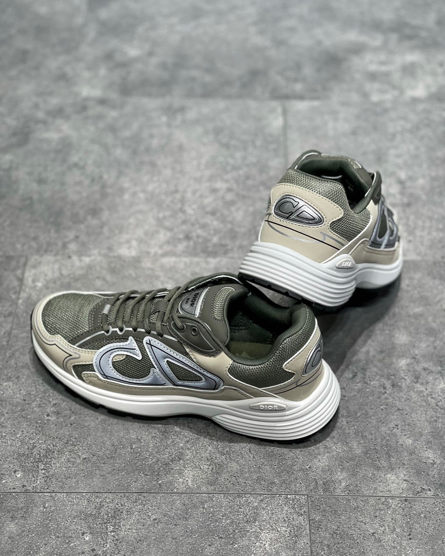 CD B30 SNEAKER