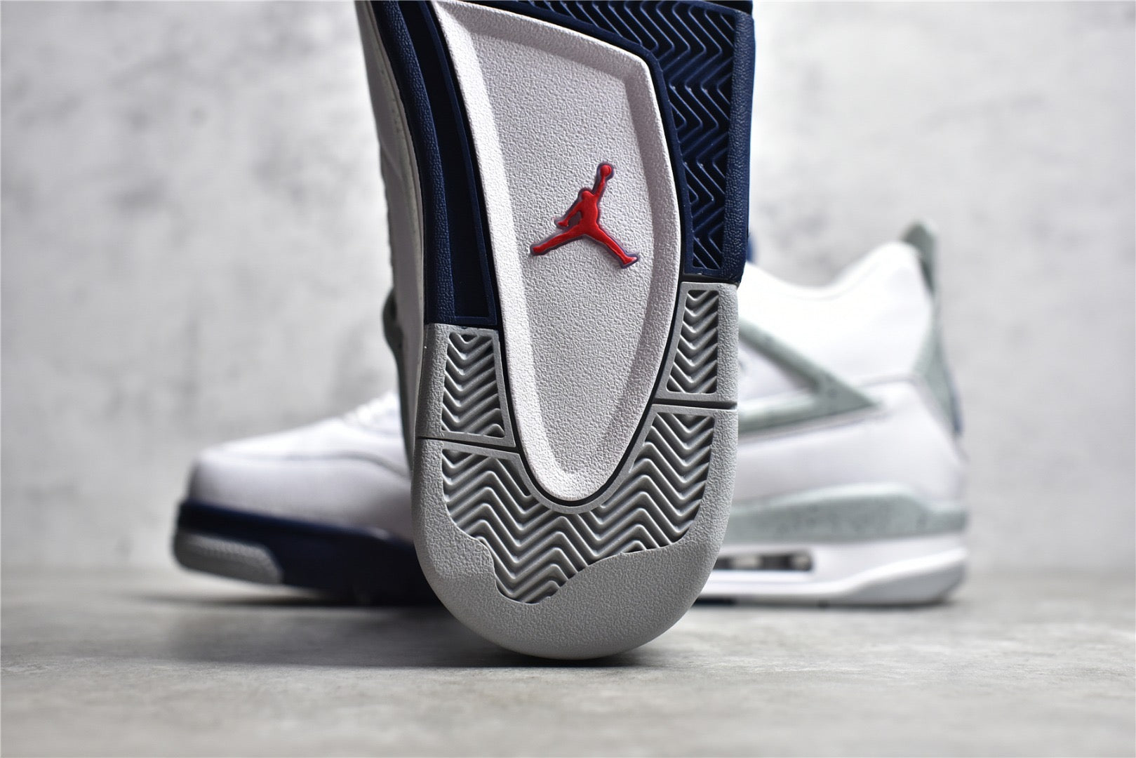 JORDAN 4 MIDNIGHT NAVY