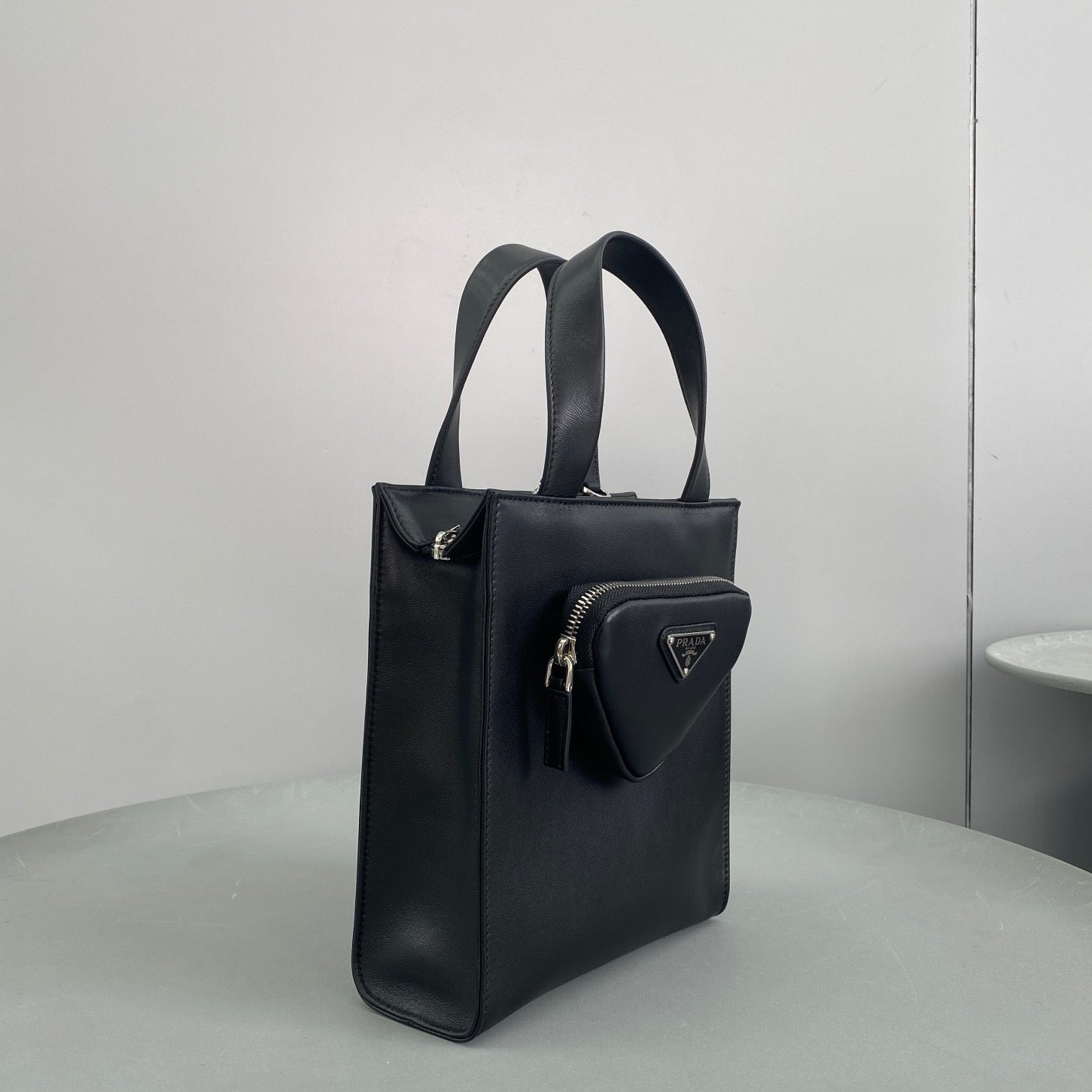 PD NAPPA LEATHER TOTE BAG