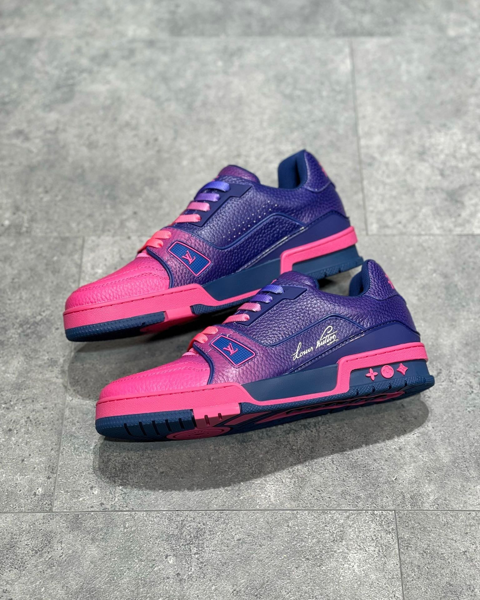LOU TRAINERS
