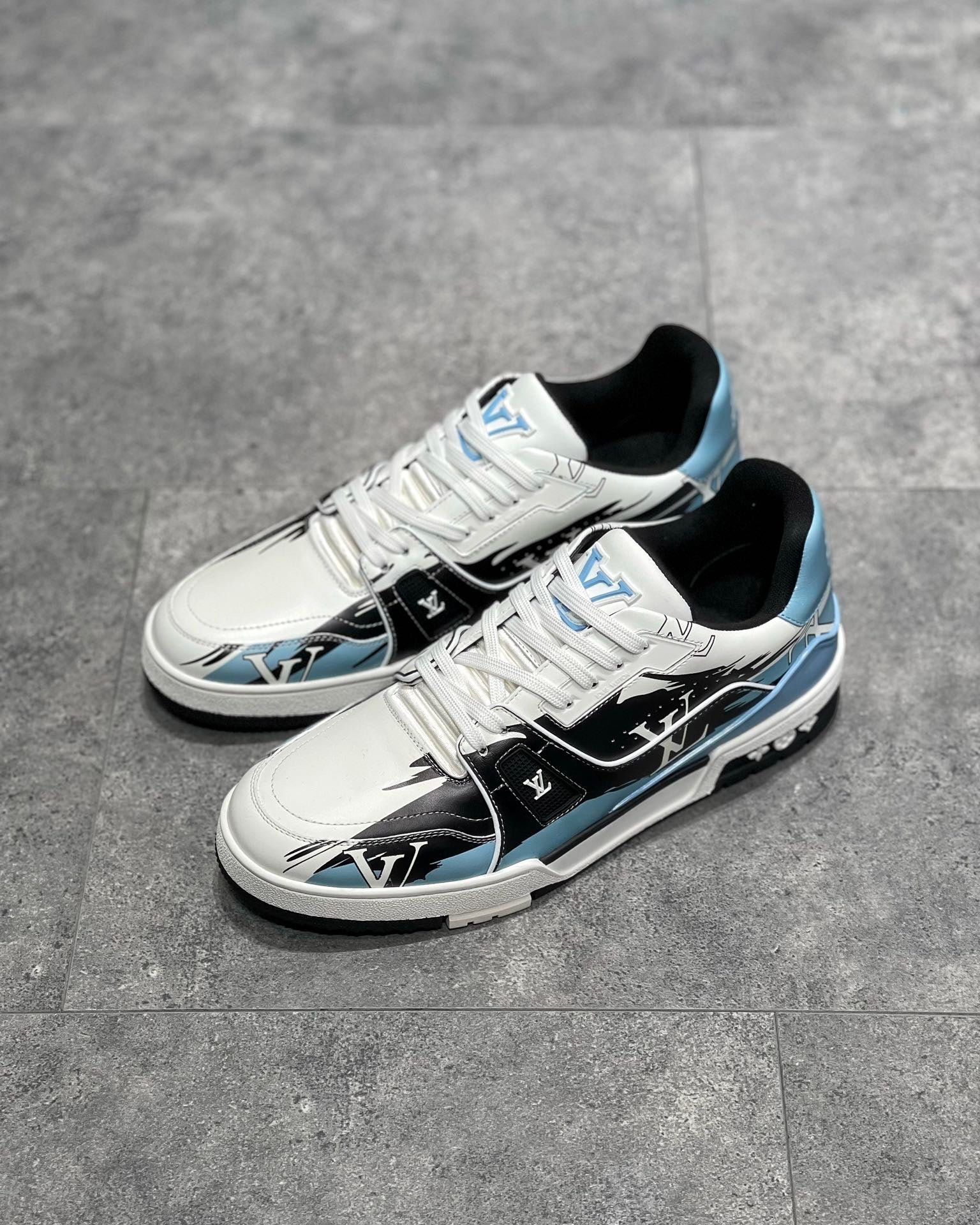 LOU TRAINERS
