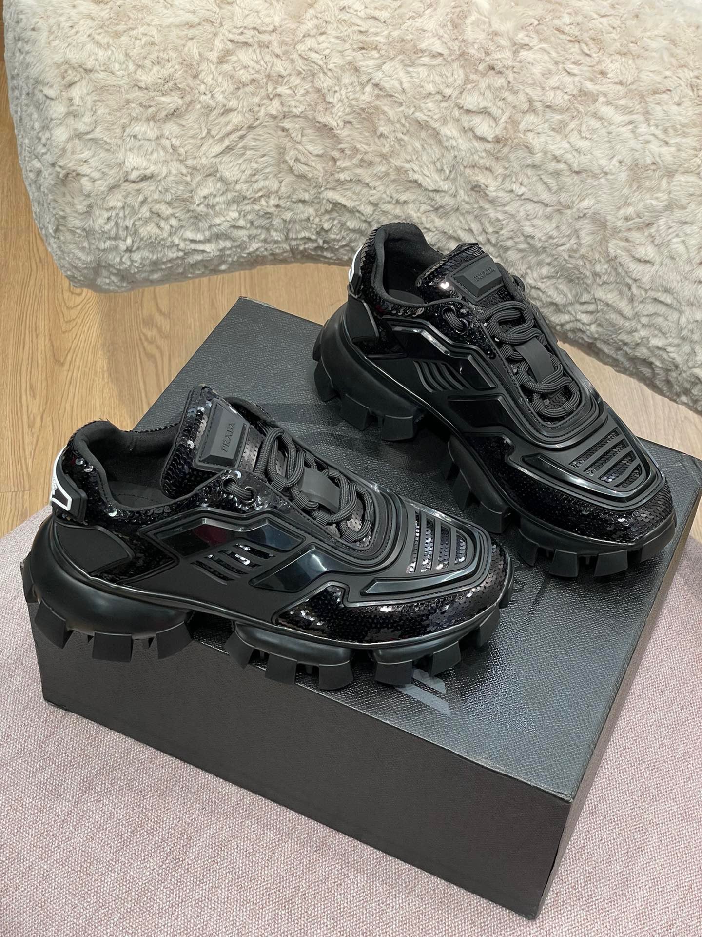 PD CLOUDBUST THUNDER SNEAKERS