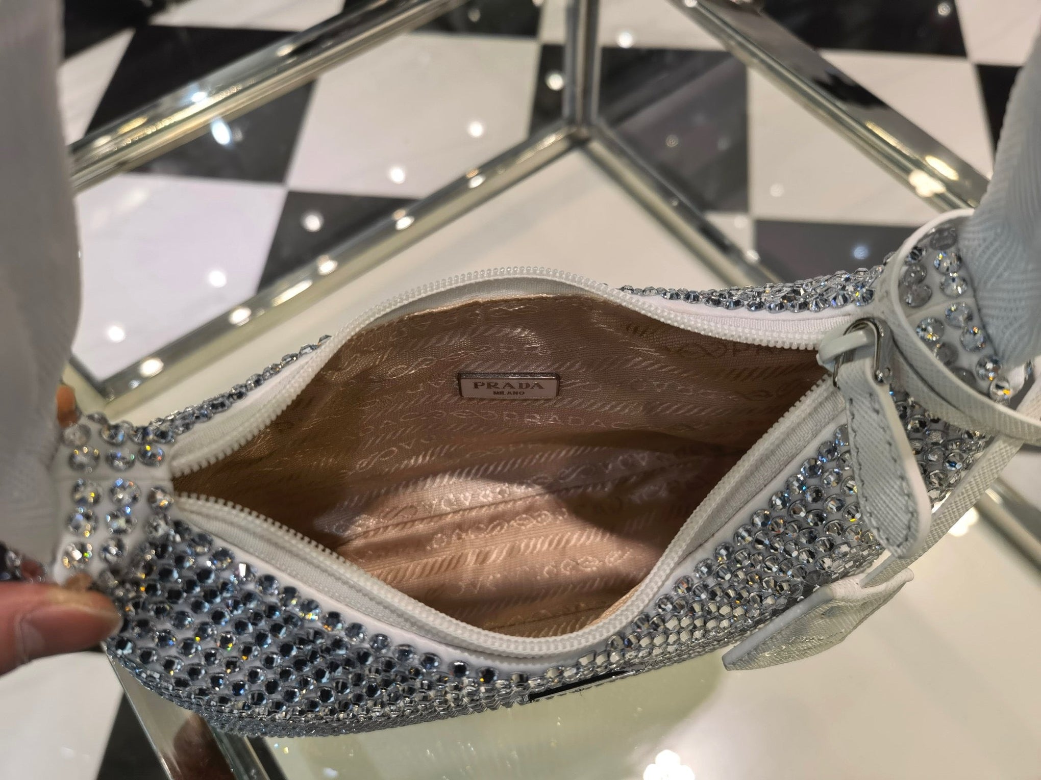 PD RE-EDITION 2000 SHOULDER BAG