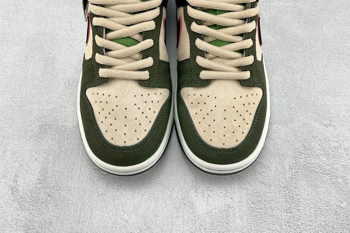 DUNK LOW x OTOMO KATUSHIRO