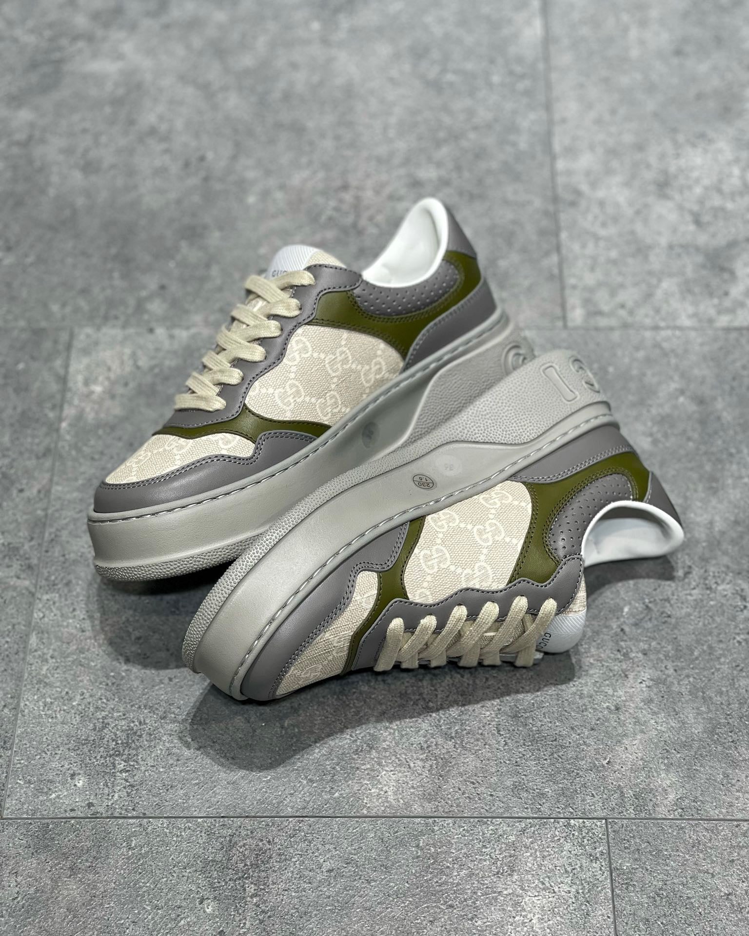 GG SNEAKER