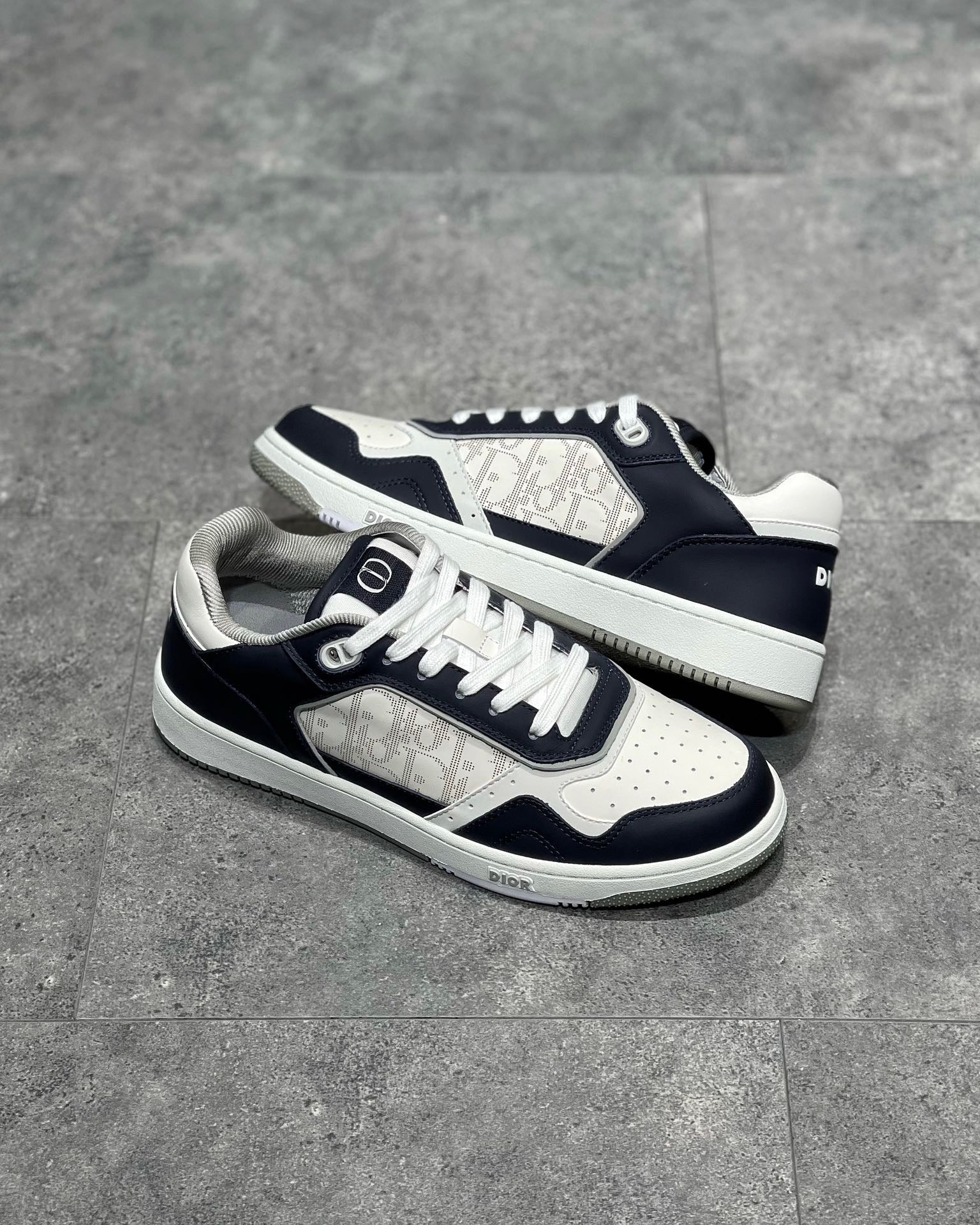 CD B27 SNEAKERS
