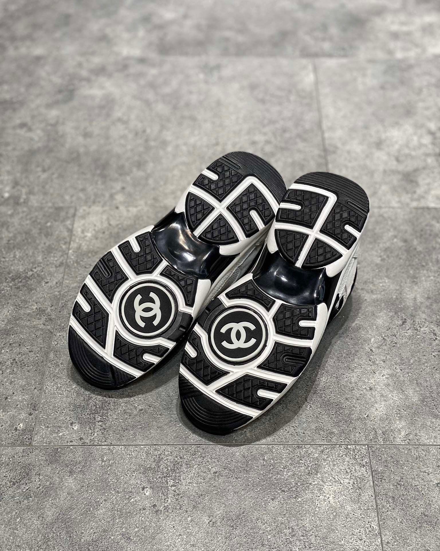 CC TRAINERS