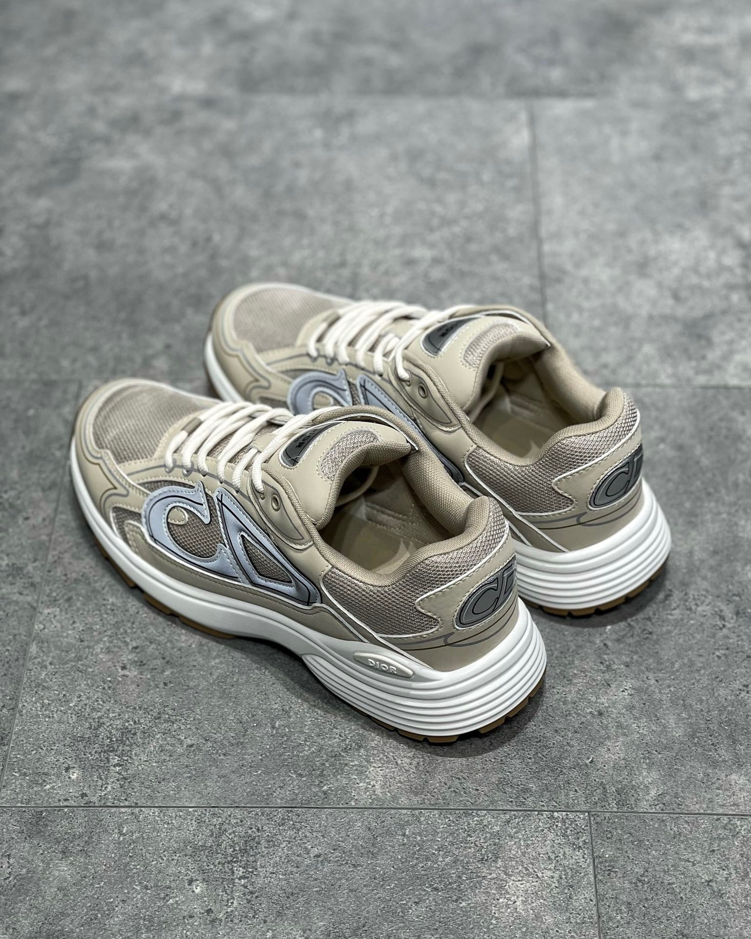CD B30 SNEAKER