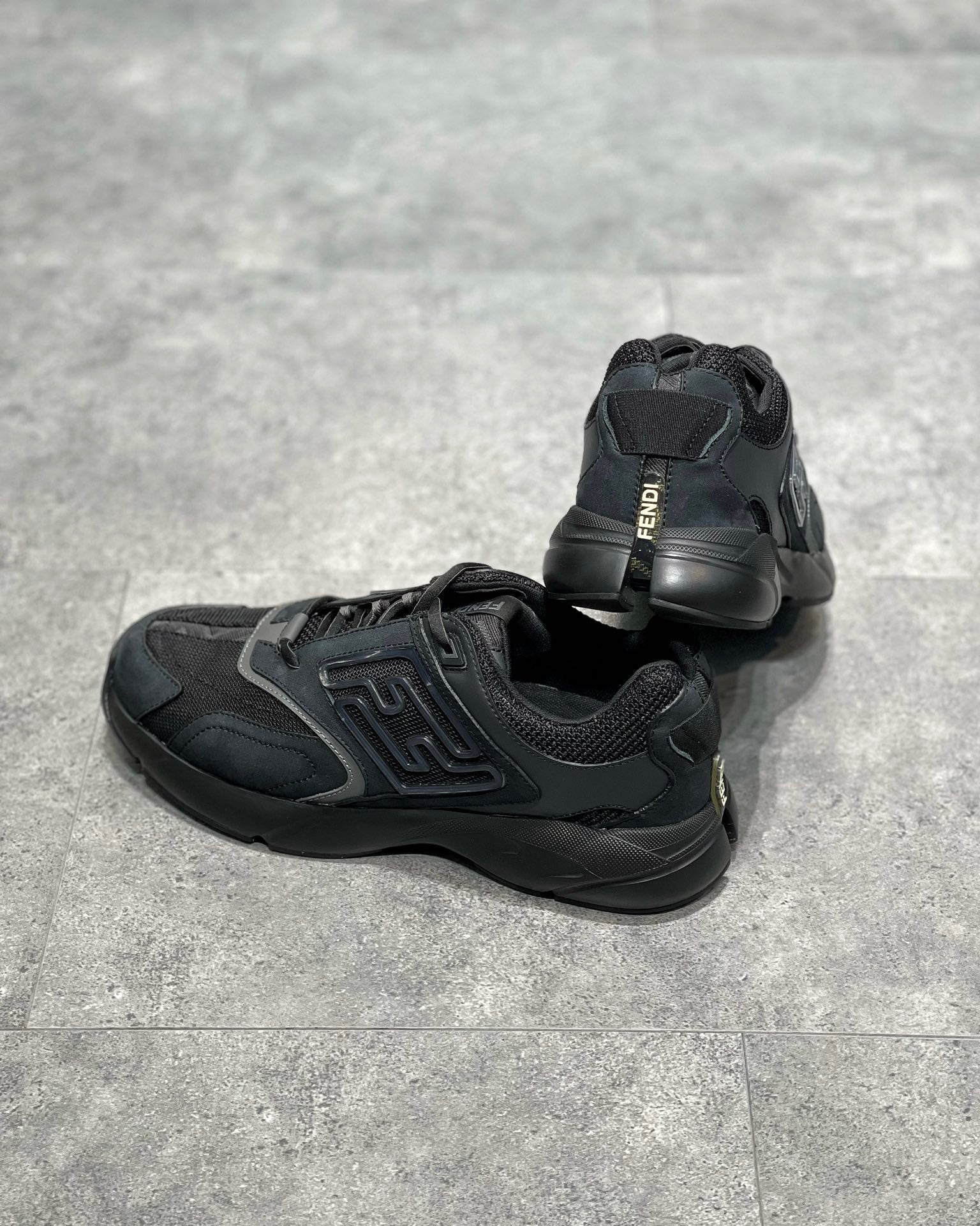 FEN FASTER SNEAKERS