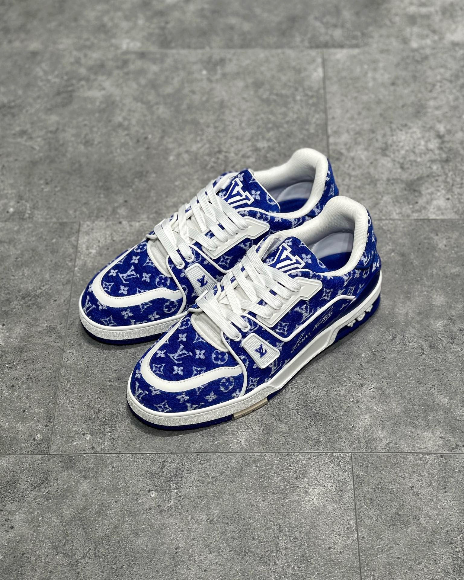 LOU TRAINERS