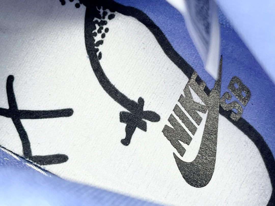 NIKE CARPET COMPANY WHITE HIGH ROYAL PULSE