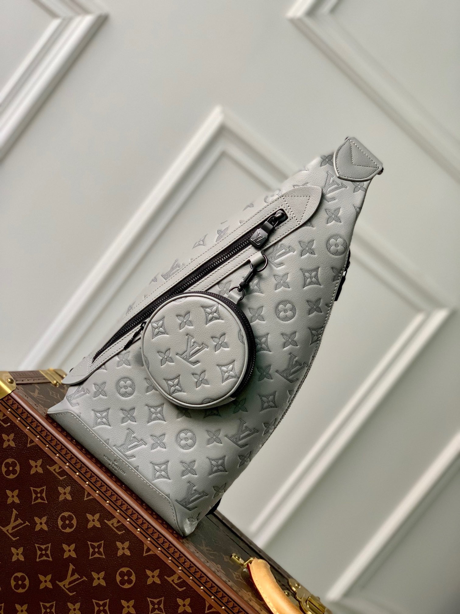 LOU DUO SLING BAG