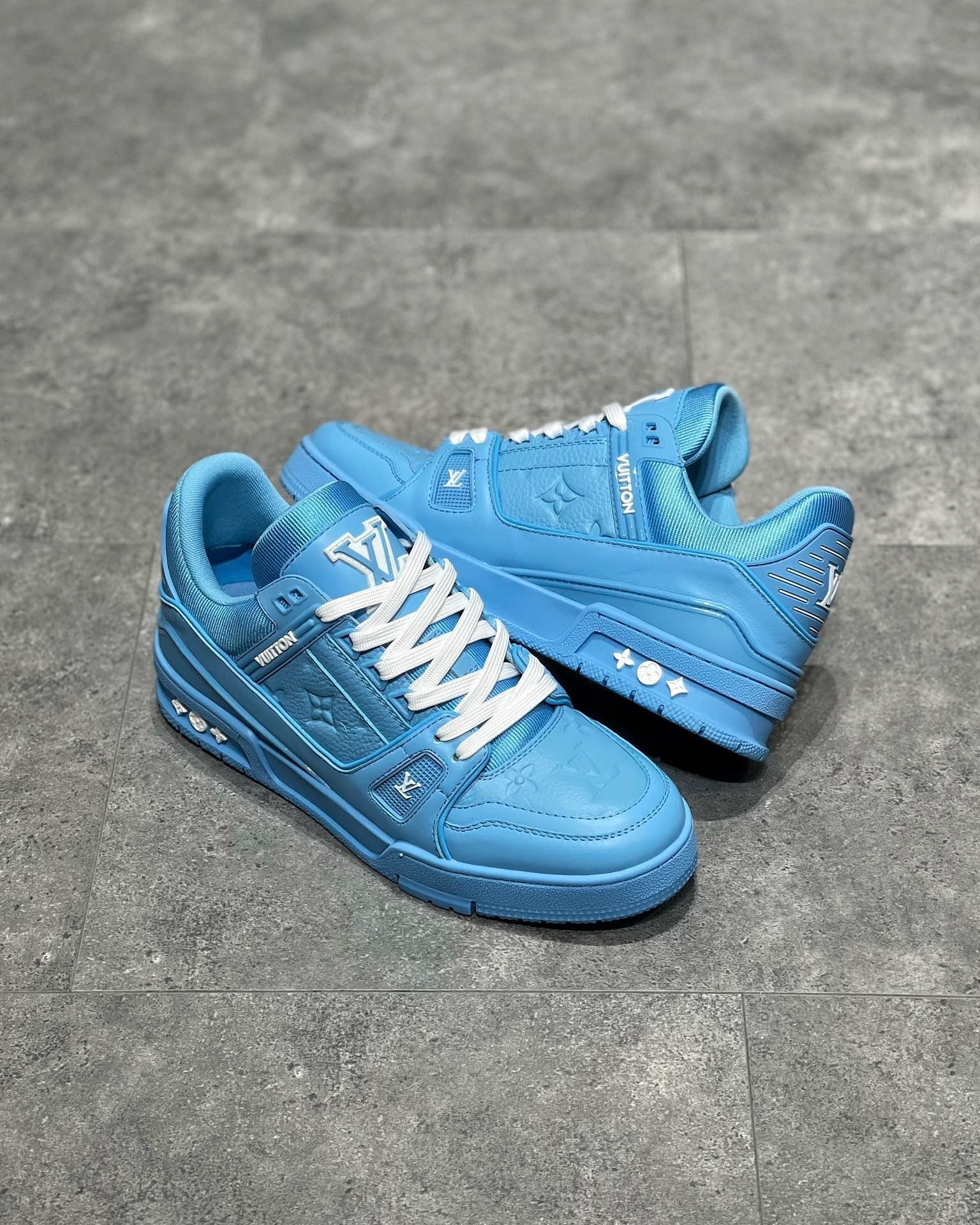 LOU TRAINERS