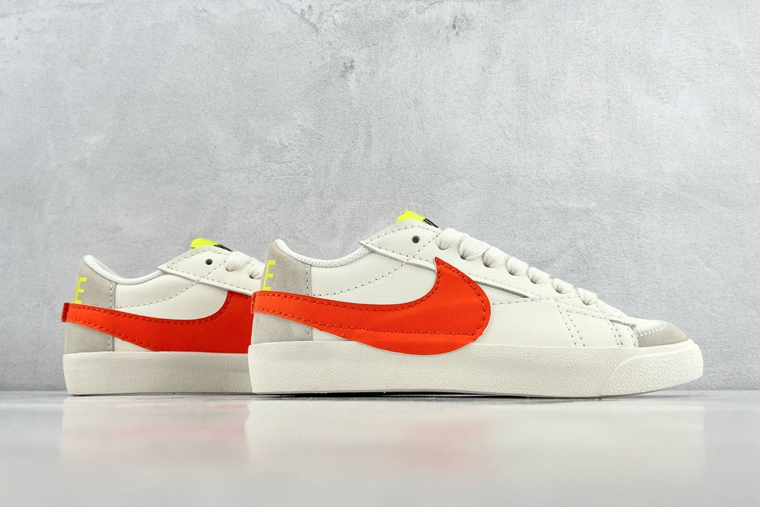 NIKE BLAZER LOW SWOOSH