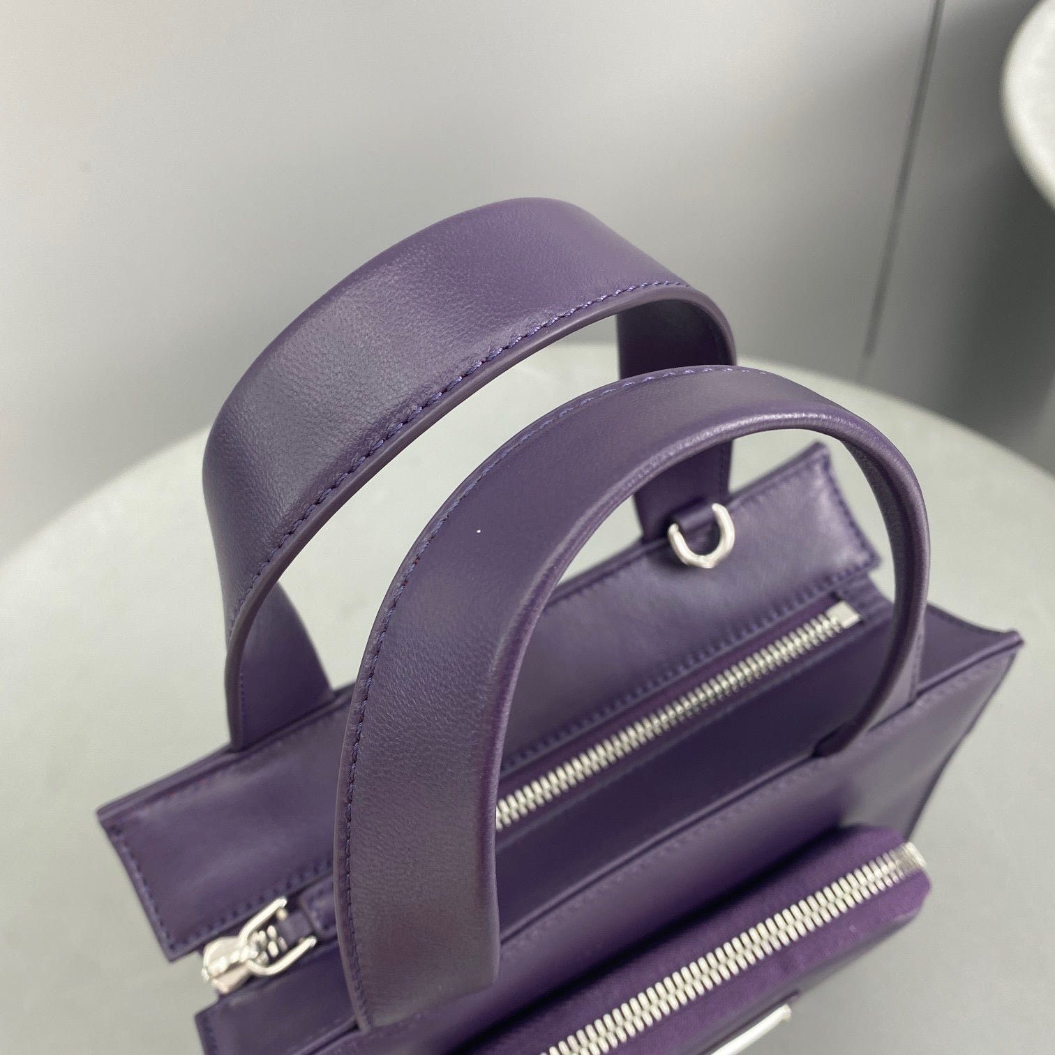 PD NAPPA LEATHER TOTE BAG